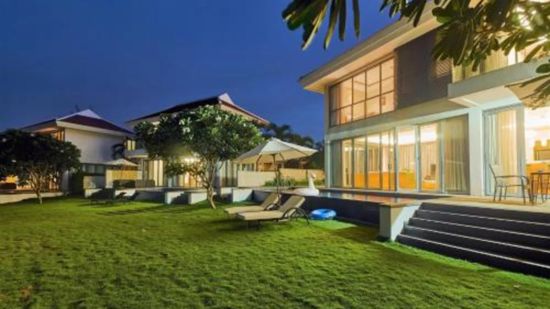 다낭 블루 스카이 앤 빌라스 비치 리조트 5성급 호텔 레스토랑