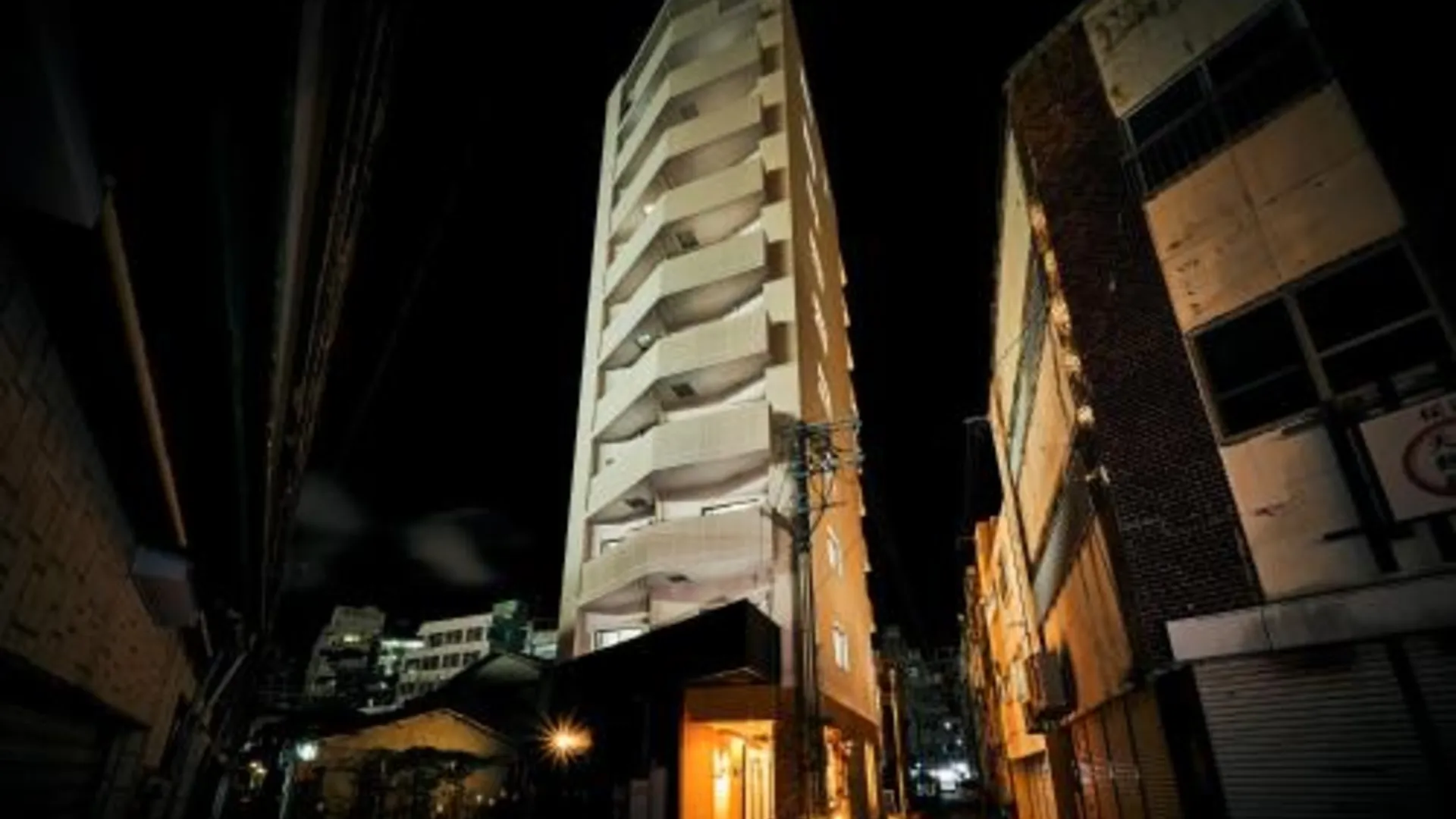 오키나와 본섬 라쿠텐 스테이 나하 야치문 스트리트 4성급 게스트하우스 객실