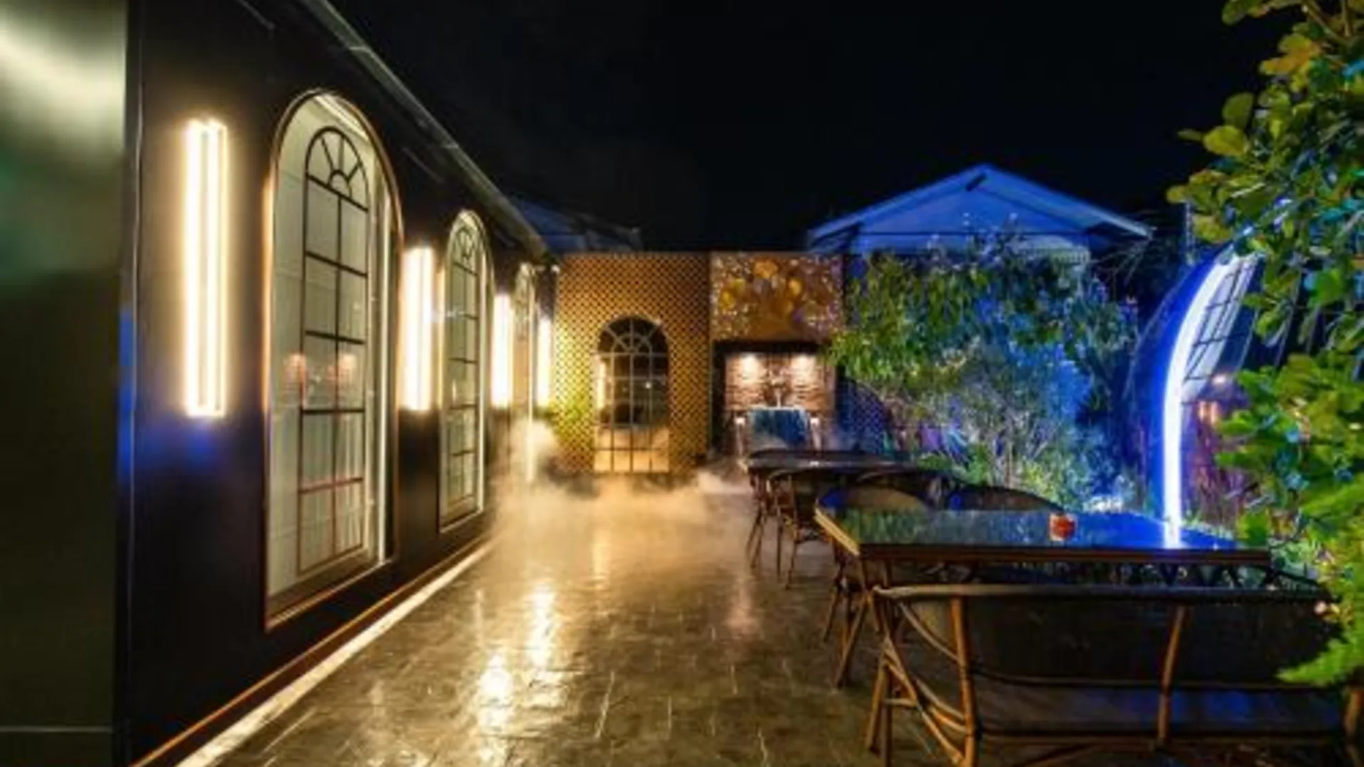 방콕 더 원 스마트 리빙 앤 세이프티 4성급 호텔 외관