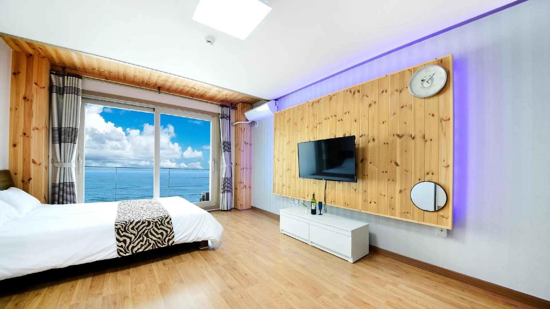 동해 동해 빨강지붕 펜션 3성급 게스트하우스 스위트룸