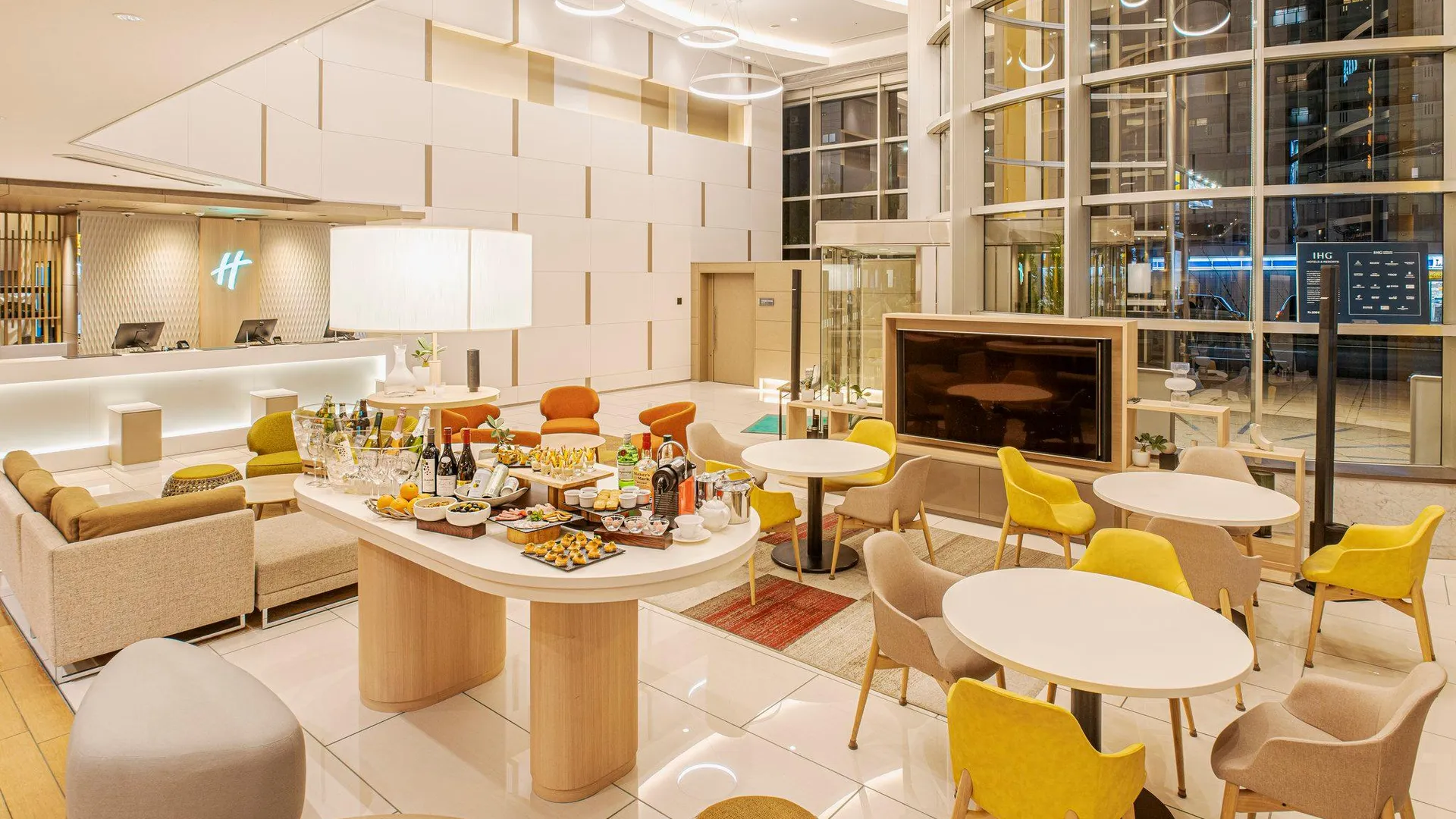 오사카 홀리데이 인 앤 스위트 신오사카 바이 IHG 4성급 호텔 객실