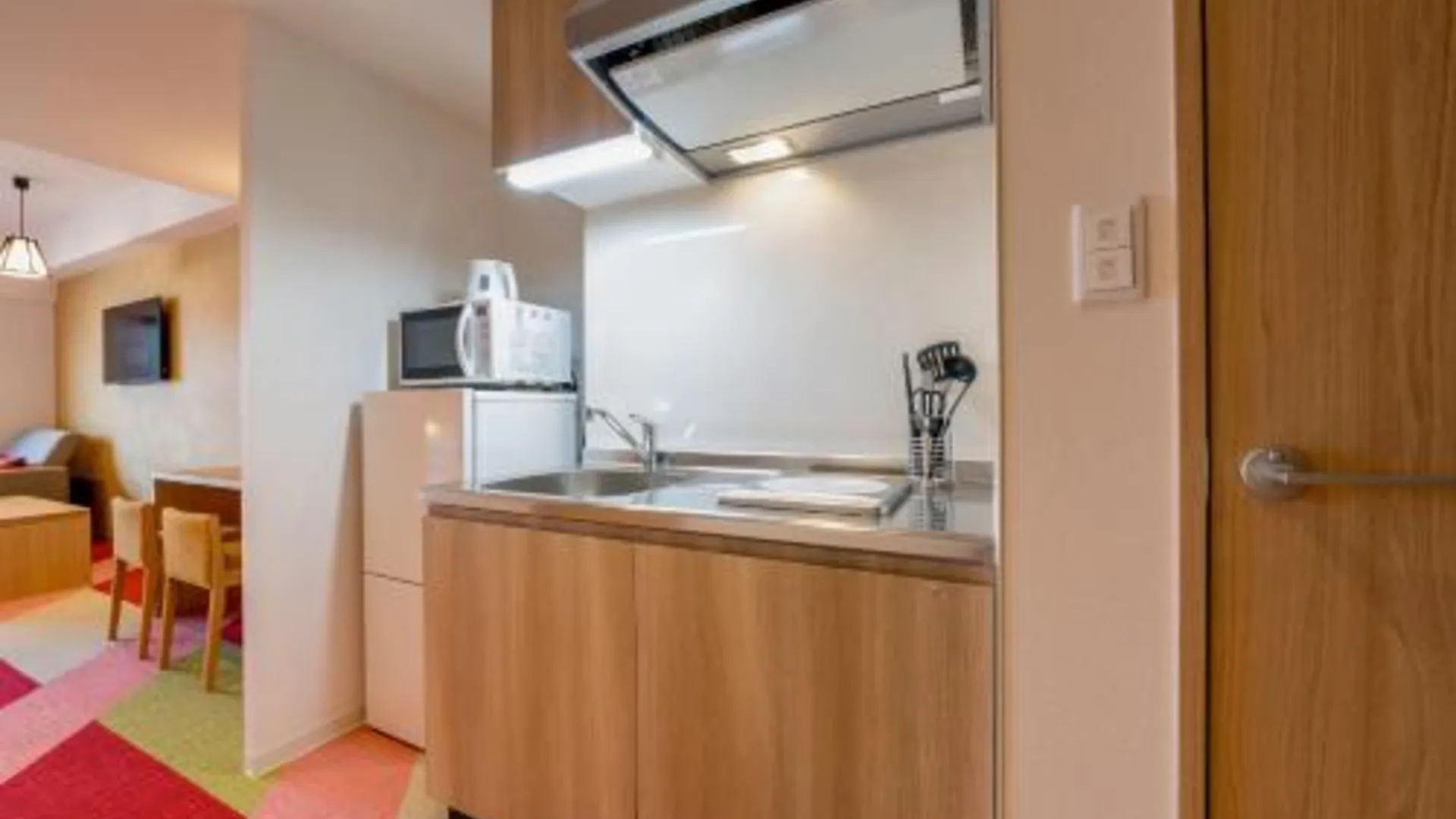 교토 레시 스테이 니시진 4성급 게스트하우스 외관