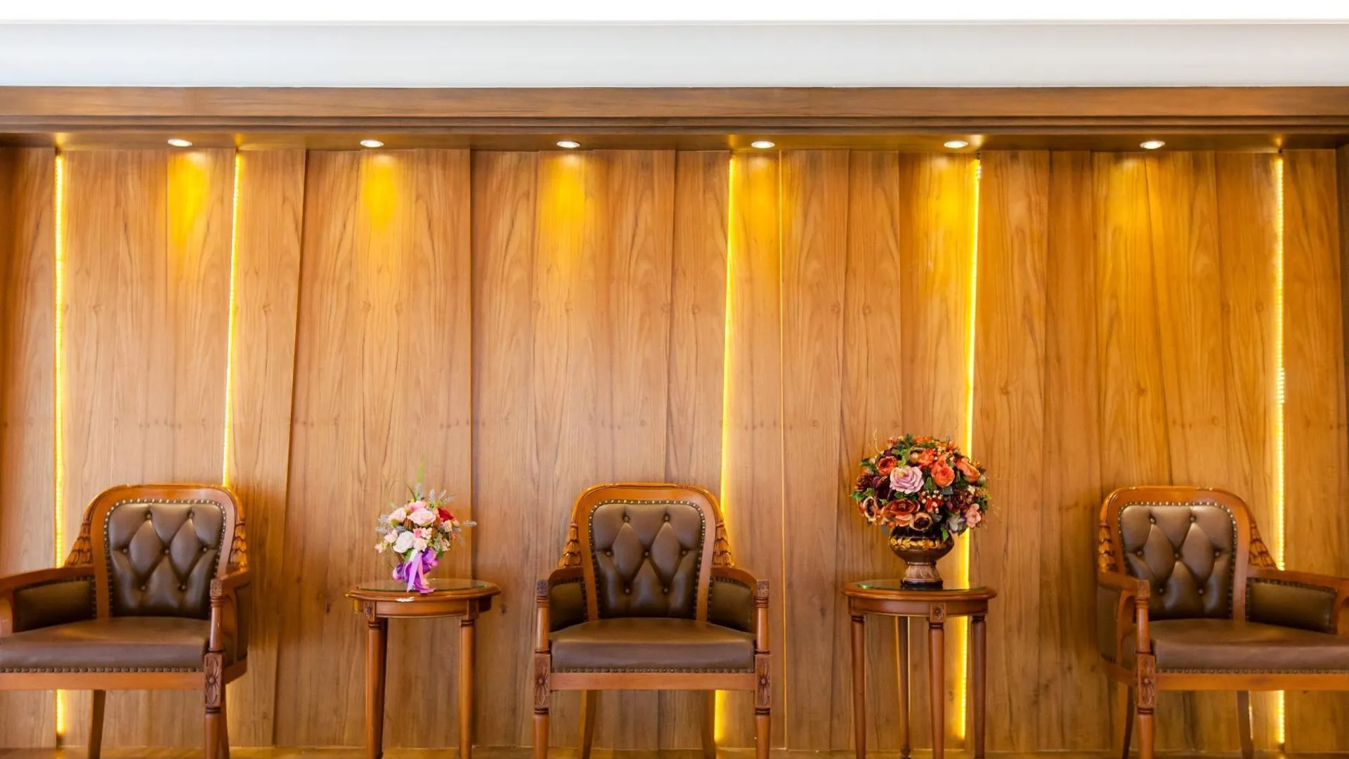 방콕 더 그랜드 사톤 호텔 4성급 호텔 부대시설