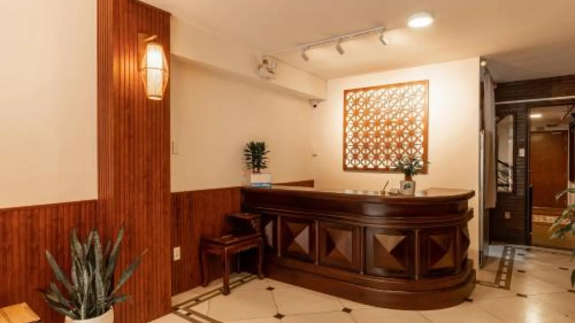 호치민 랜턴 호텔 1성급 호텔 수영장