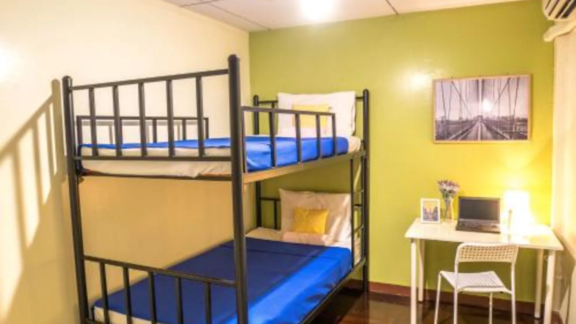 방콕 찬 차 라 99 호스텔 2성급 호텔 스위트룸