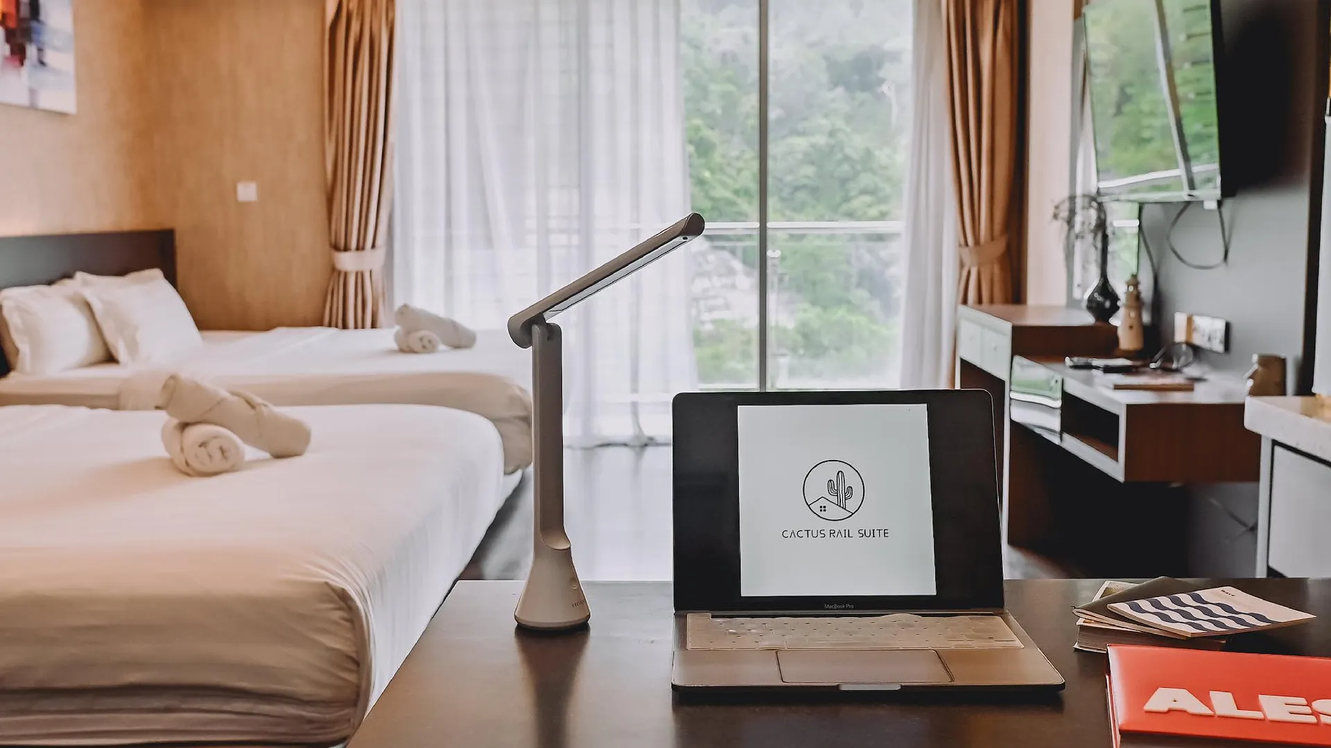 코타키나발루 Aeropod Cactus Rail Suite K1-8-8 // [Near KK City] 4성급 게스트하우스 전망