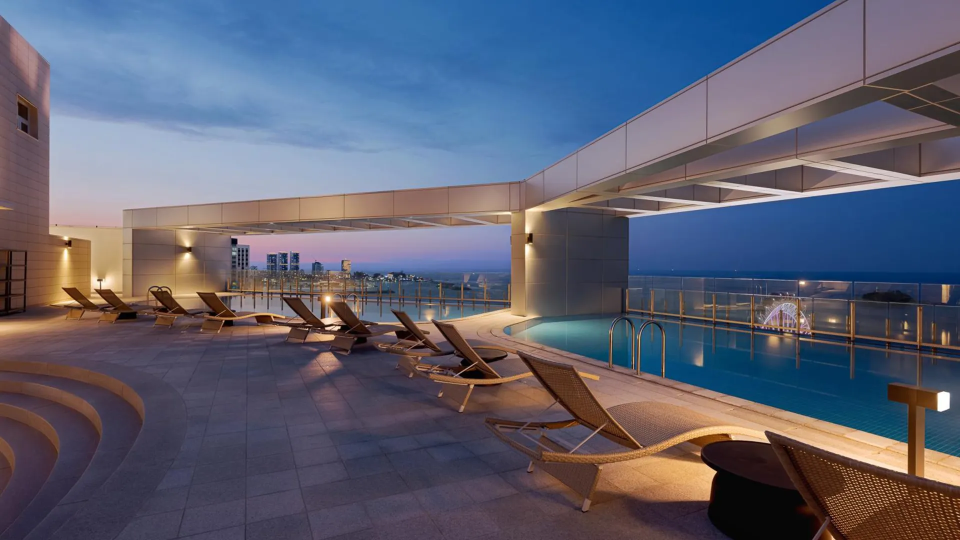 속초 르컬렉티브 속초해변 5성급 게스트하우스 로비