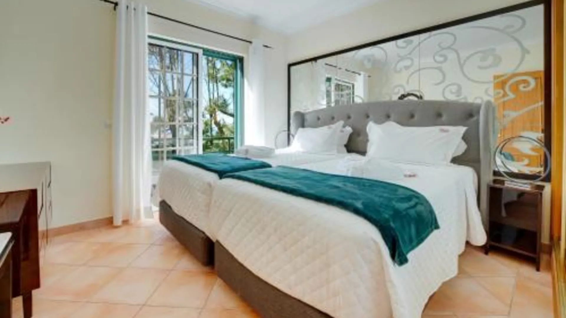 알부페이라 무투 클러베 프라이아 다 오우라 4성급 호텔 스위트룸