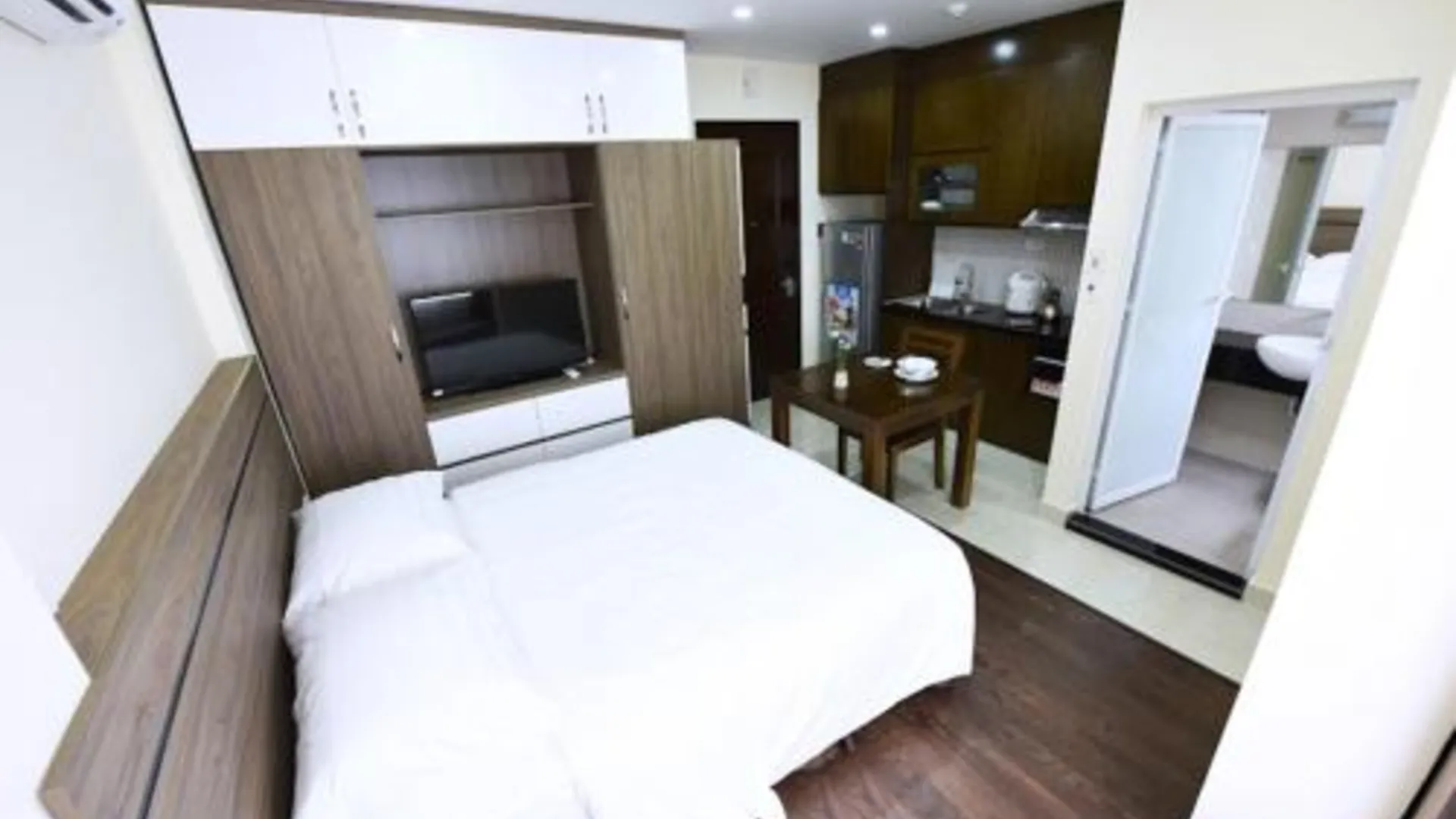 하노이 그란다 리젠드 아파트먼트 3성급 호텔 스위트룸