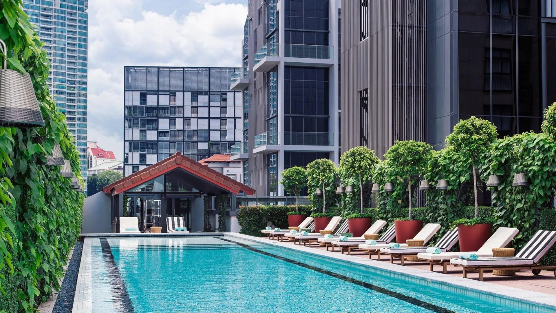 싱가포르 M 소셜 싱가포르 4성급 호텔 레스토랑