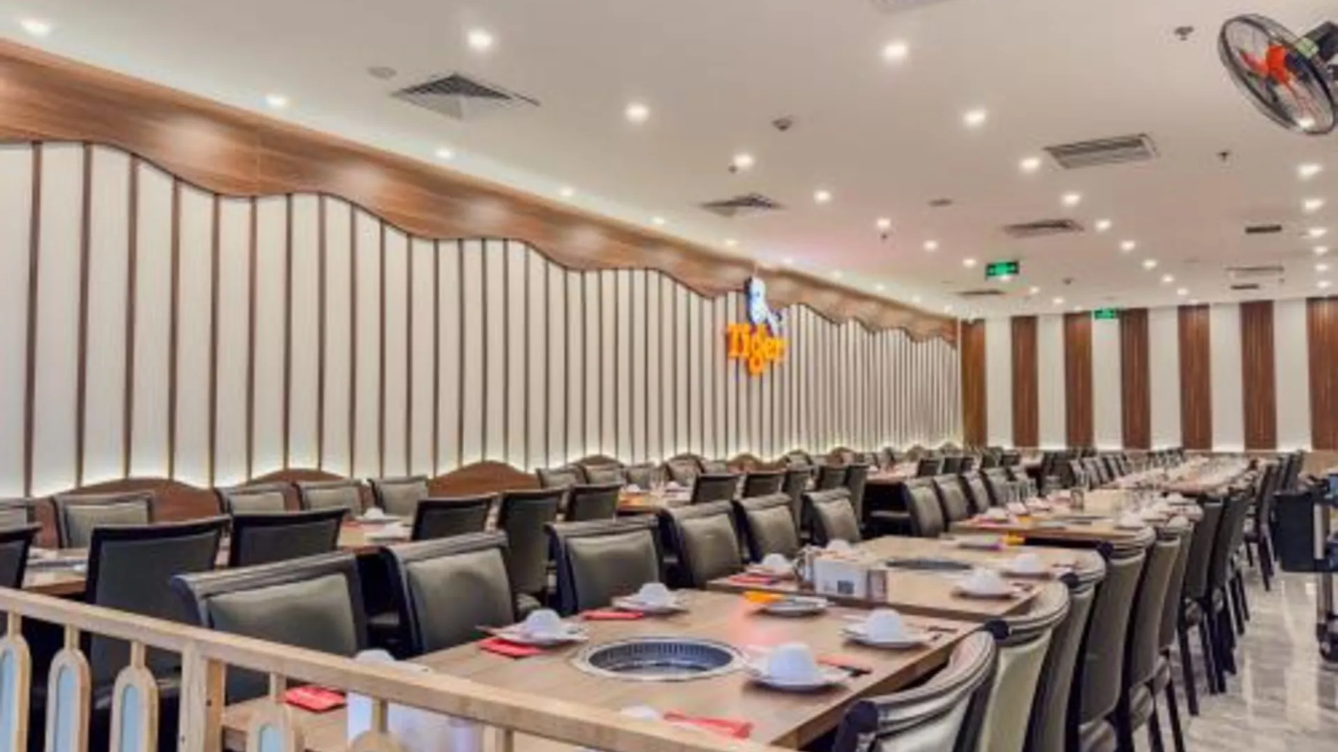 하노이 빈홈스 스카이레이크 레지던스 앤 호텔 4성급 게스트하우스 전망