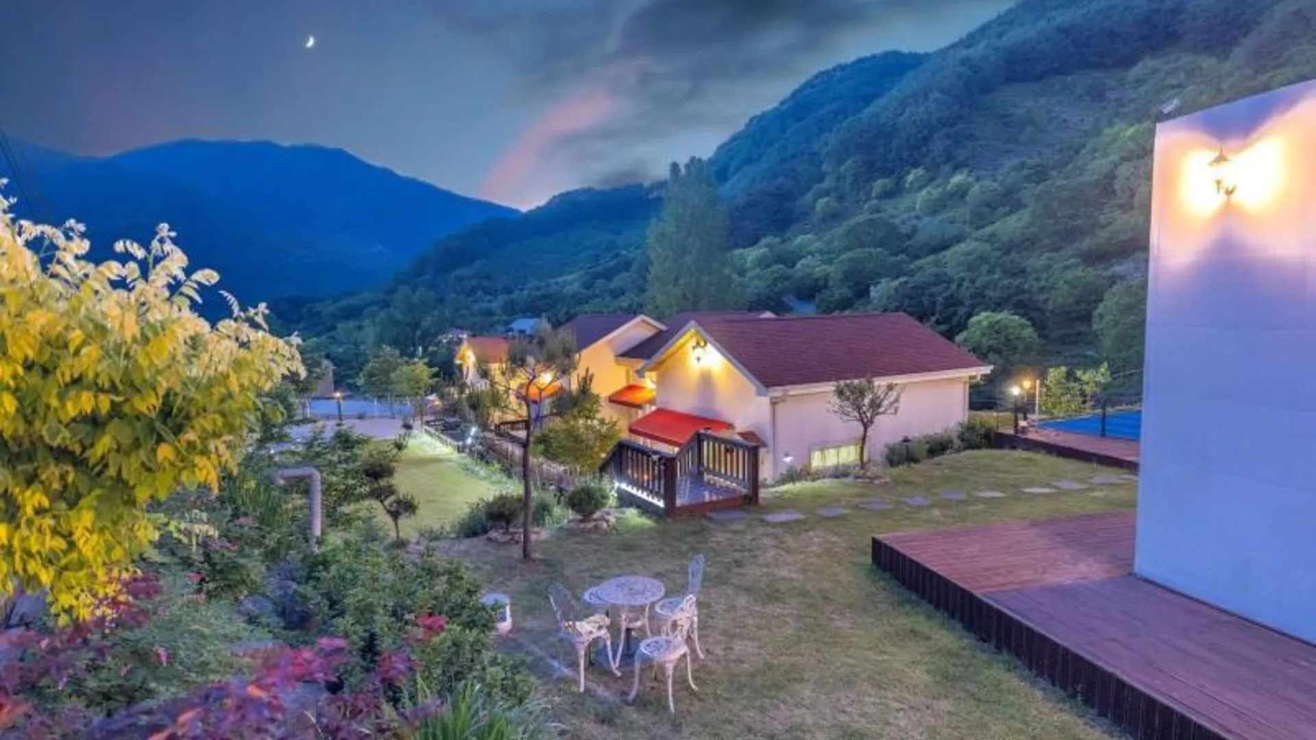 하동 하동 알프스동화펜션 3성급 게스트하우스 스위트룸