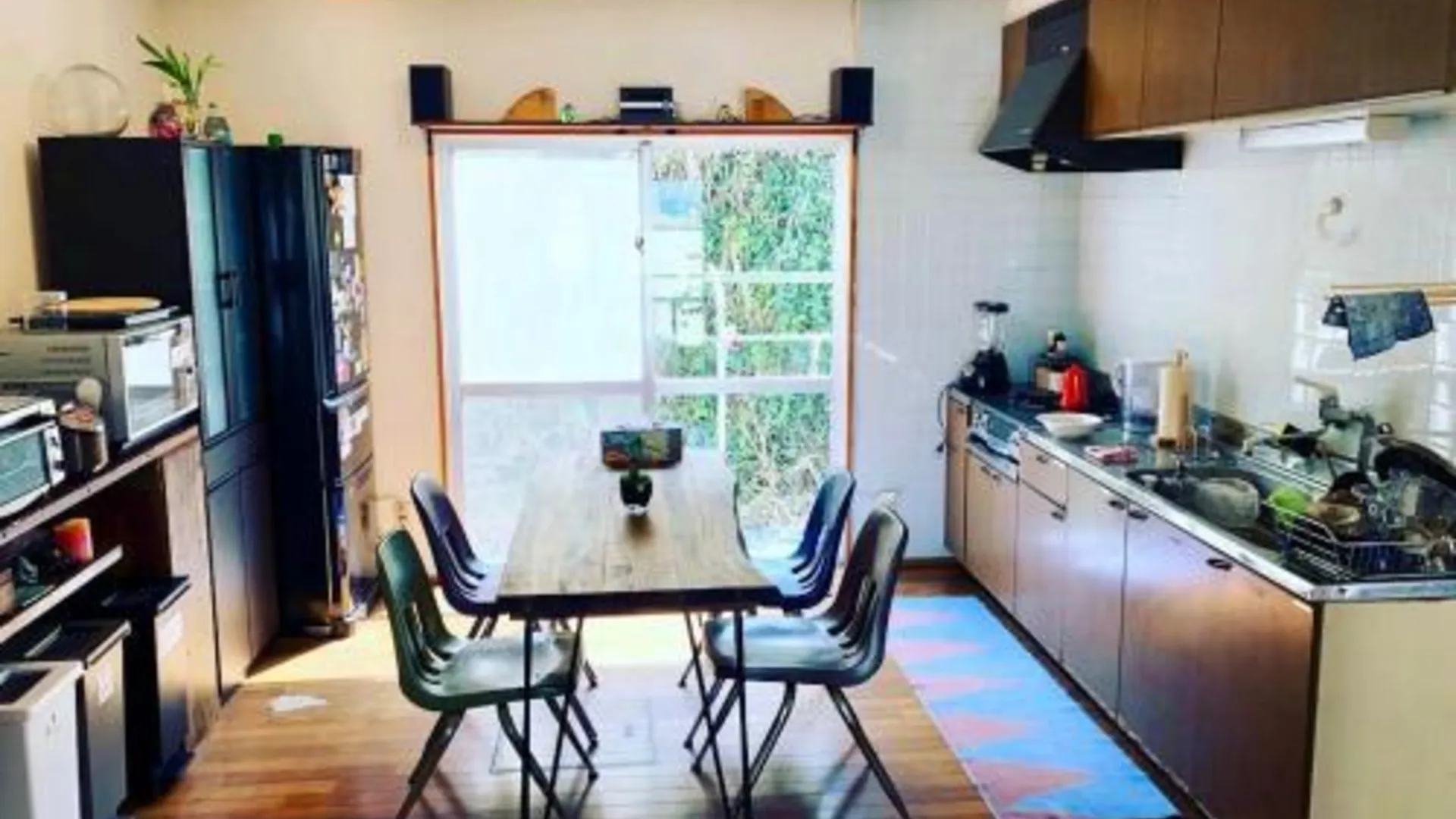 오키나와 본섬 게스트하우스 라이프 이즈 어 저니 1성급 호텔 외관