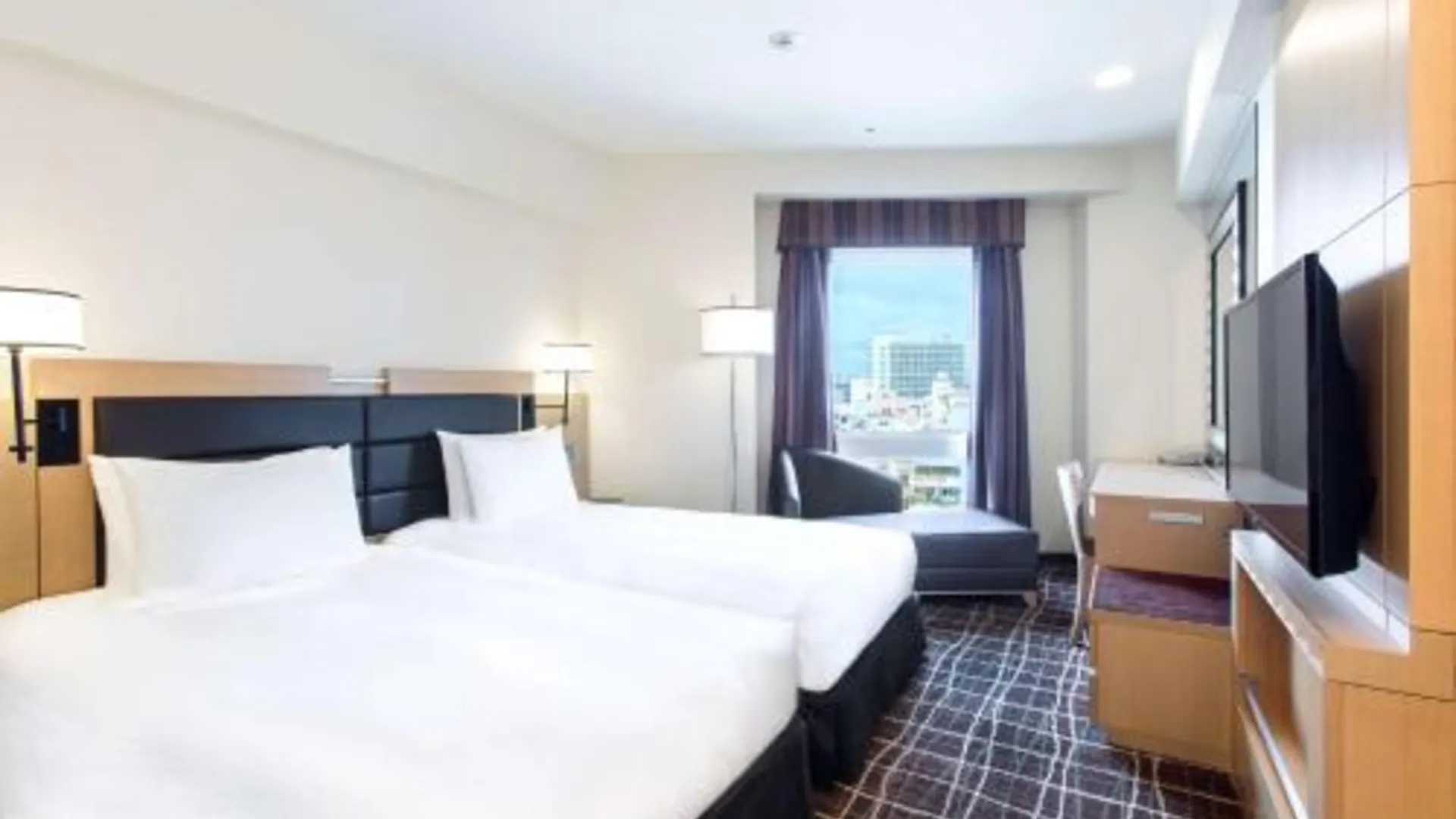 오키나와 본섬 더블트리 바이 힐튼 나하 4성급 호텔 전망