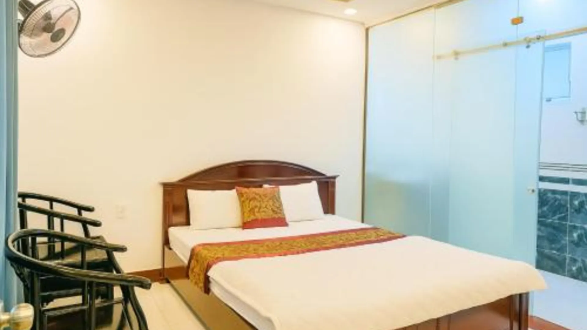 호치민 푹록토 호텔 5성급 호텔 스위트룸