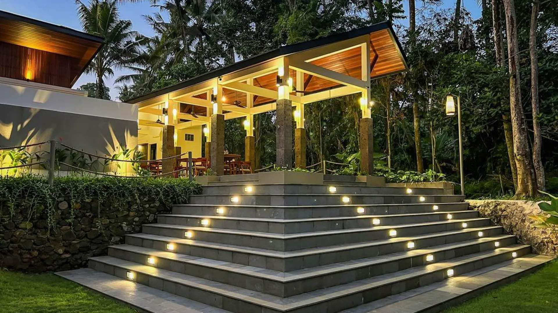 발리 디 앰벵안 빌라 우붓 바이 제뉴인호스트 호텔 객실