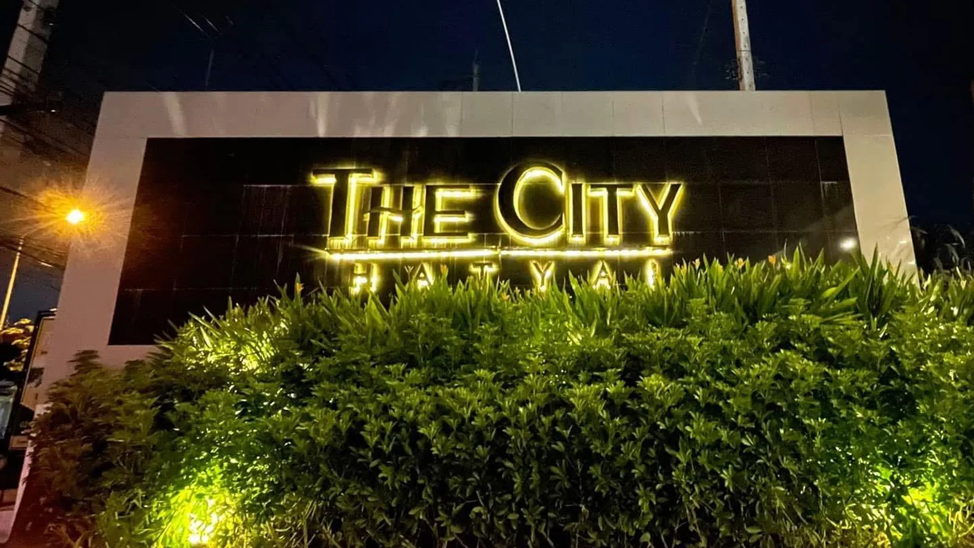 핫야이 핫 야이 대학교의 아파트먼트 (m², 침실 1개, 프라이빗 욕실 1개) 2성급 싱글룸 레스토랑