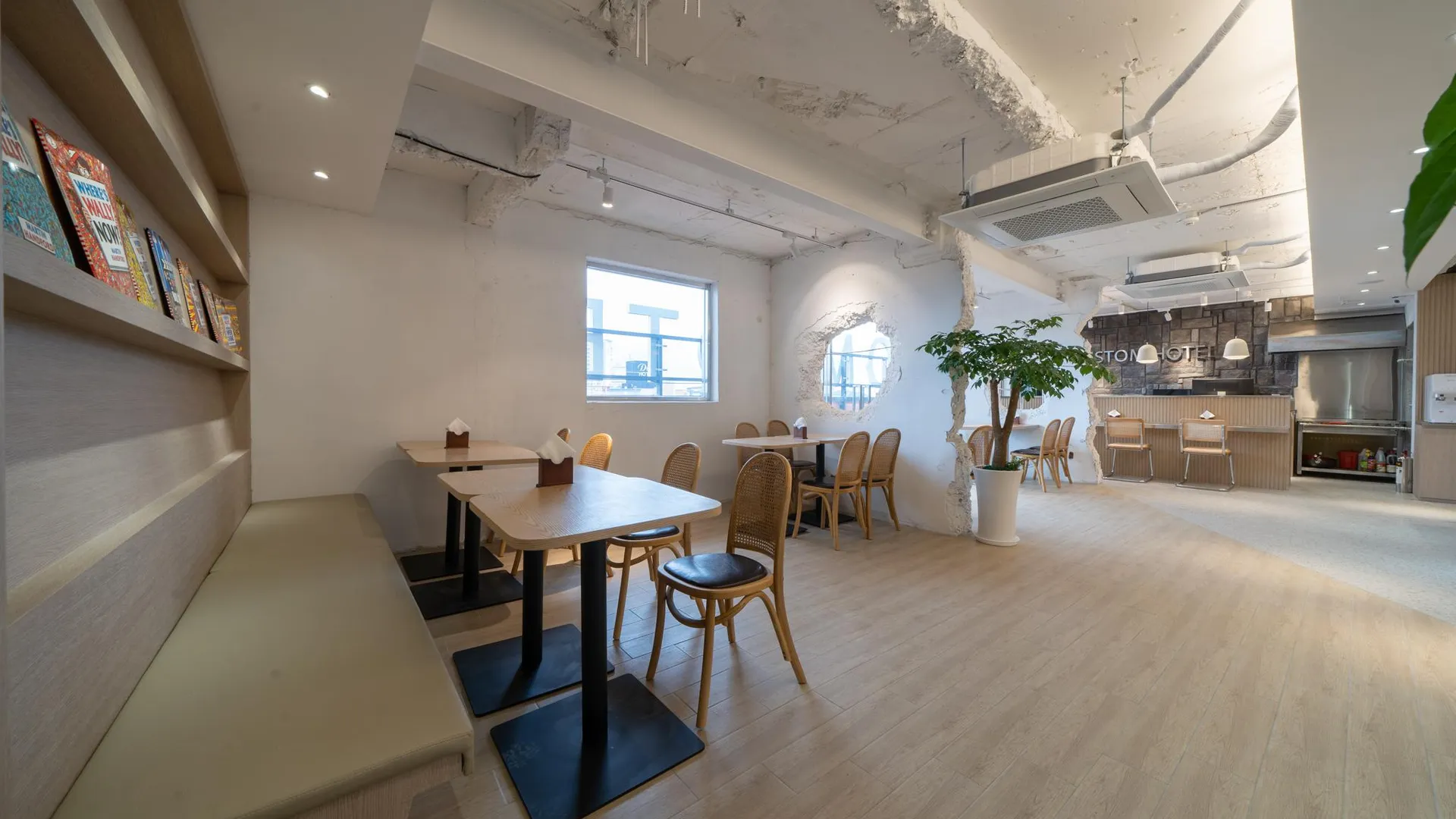 울산 울산 삼산 CUSTOM HOTEL(커스텀 호텔) 1성급 호텔 외관