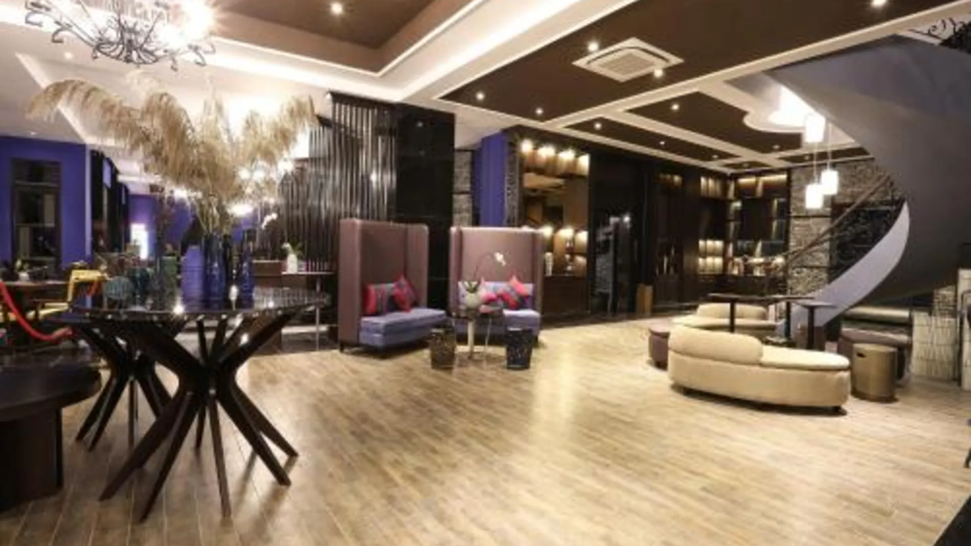 사파 알리아나 부티크 사파 호텔 앤 스파 4성급 호텔 외관