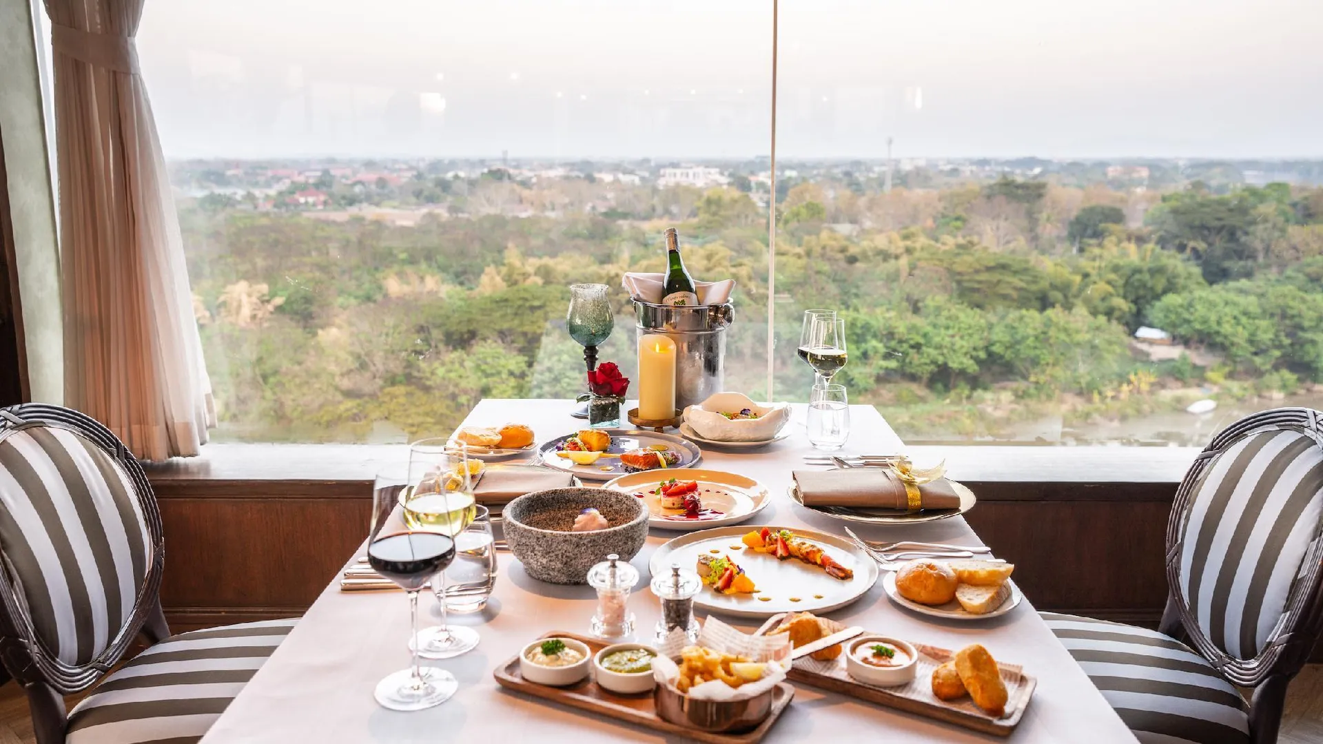 치앙라이 더 리버리 바이 카타타니 5성급 호텔 전망