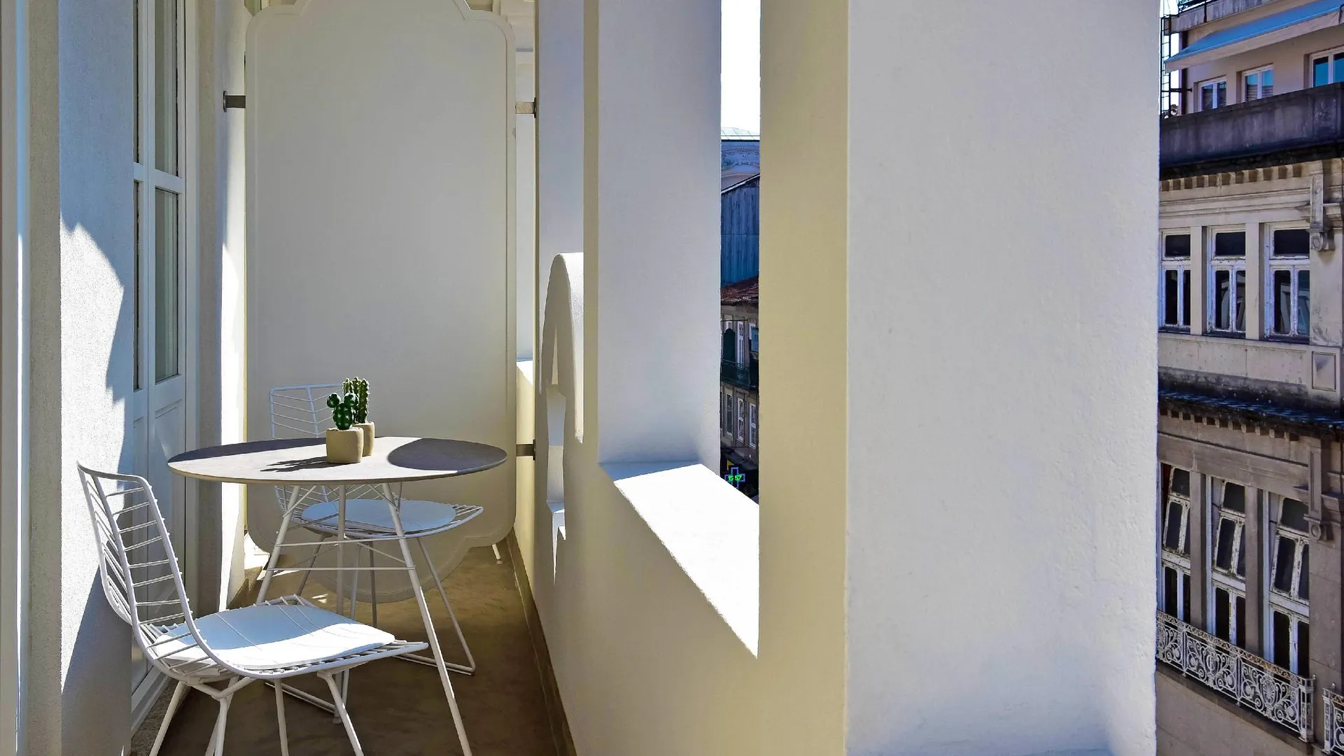 포르투 마이 스토리 아파트먼트 포르투 - 산타 카타리나 4성급 호텔 수영장