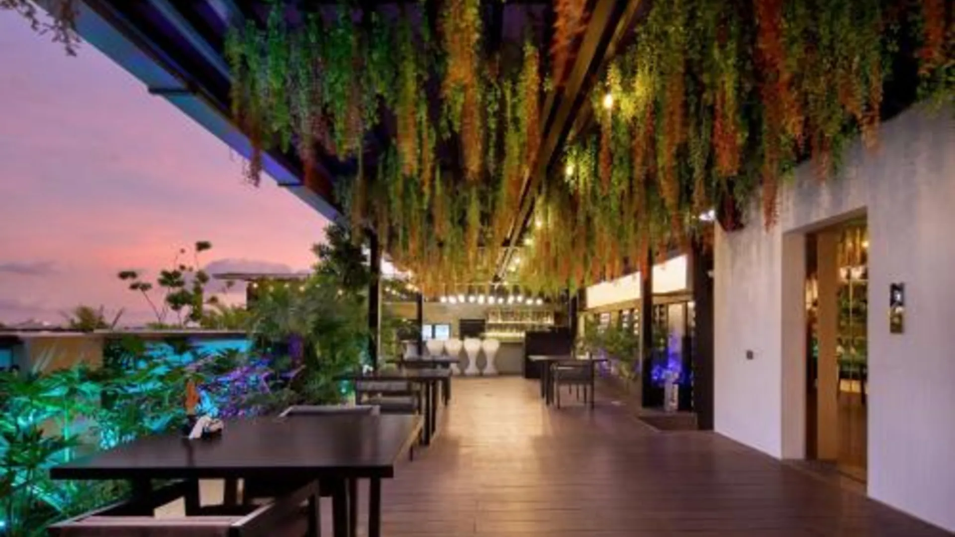 발리 알렉스 빌라 콤플렉스 N4 4성급 호텔 수영장