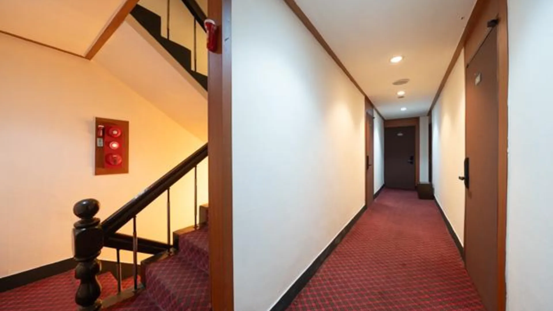 서울 신림 백두강산 호텔 수영장