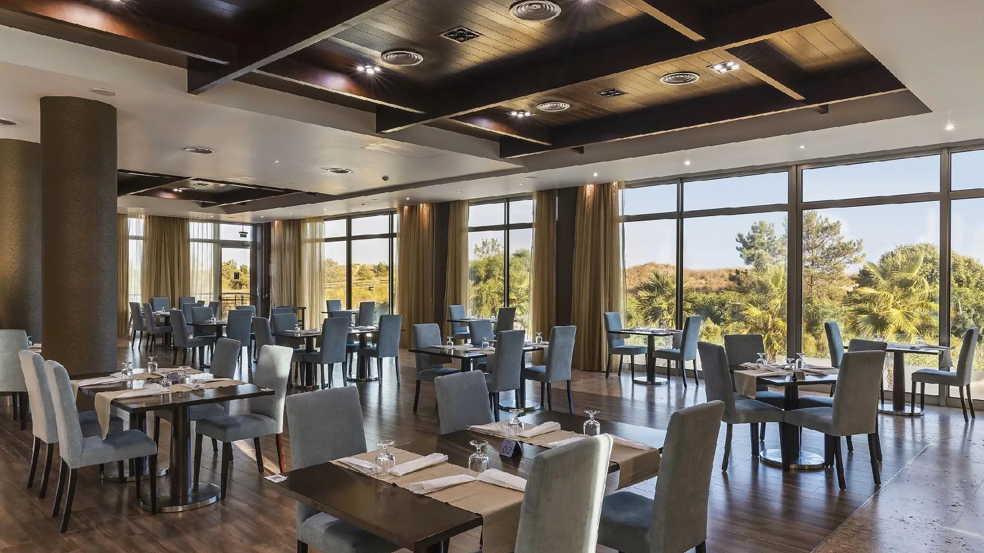 빌라 레알 데 산토 안토니오 Hotel Apartamento Dunamar 4성급 호텔 외관