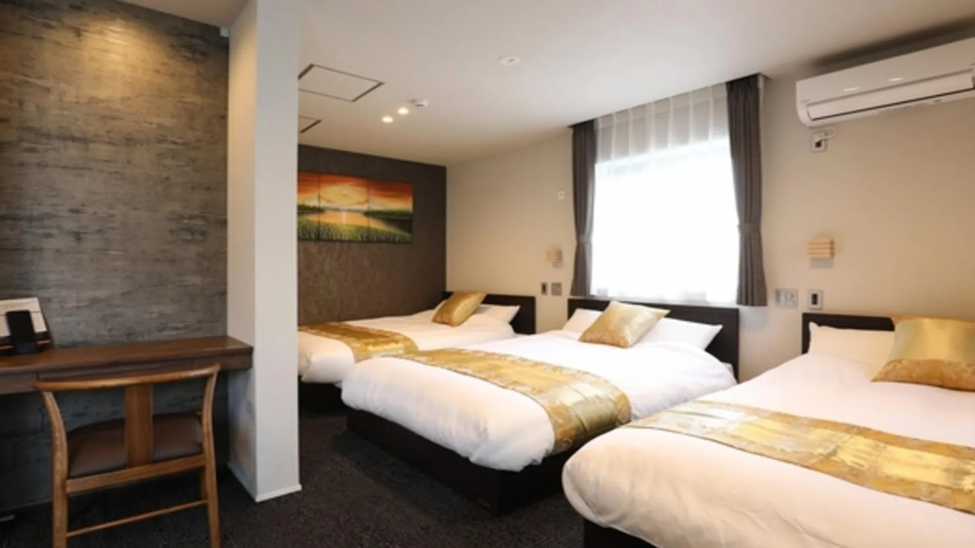 후쿠오카 GRAND BASE Hakataminami 3성급 호텔 스위트룸