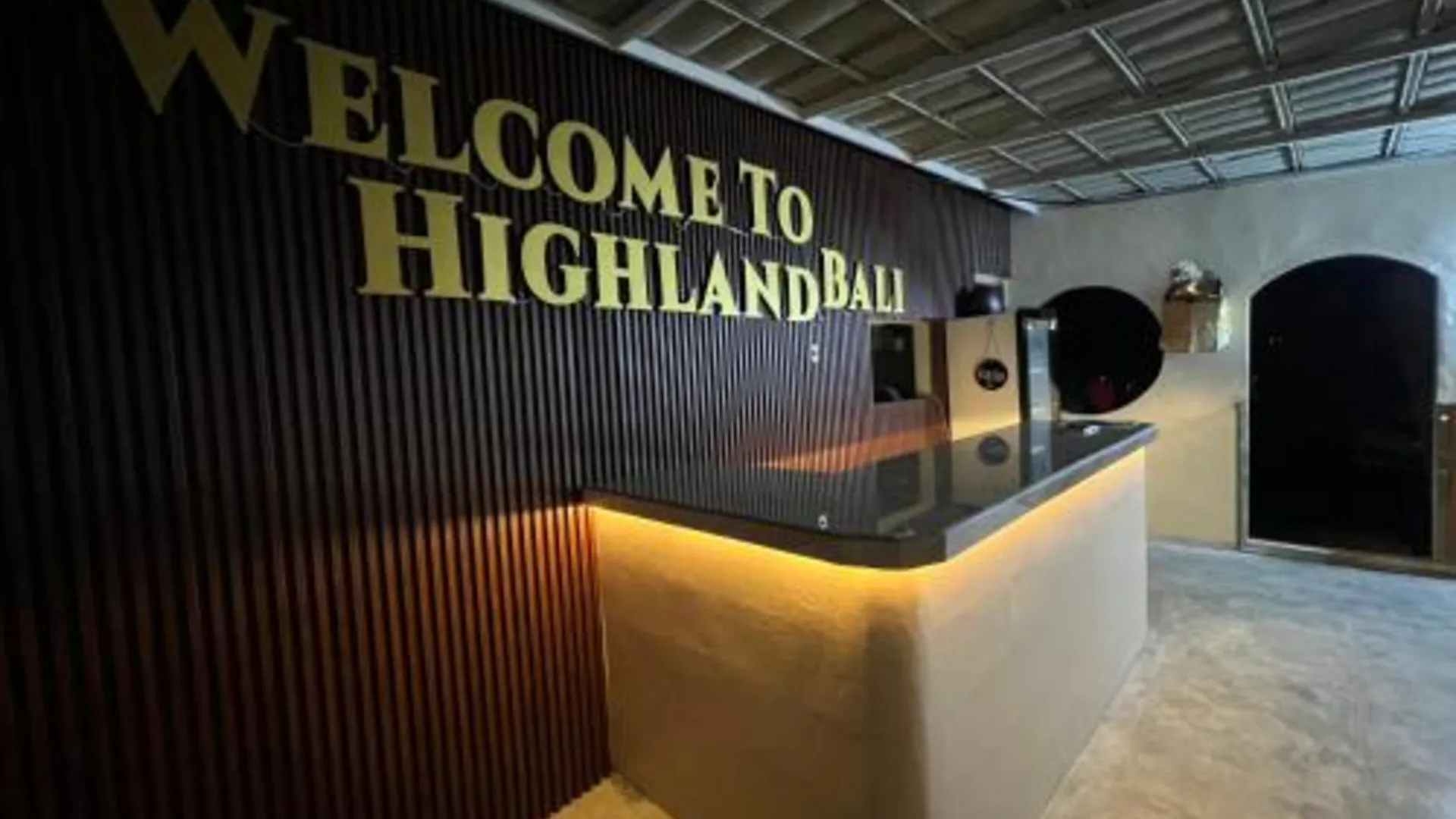 발리 하이랜드 발리 글램핑 4성급 게스트하우스 레스토랑