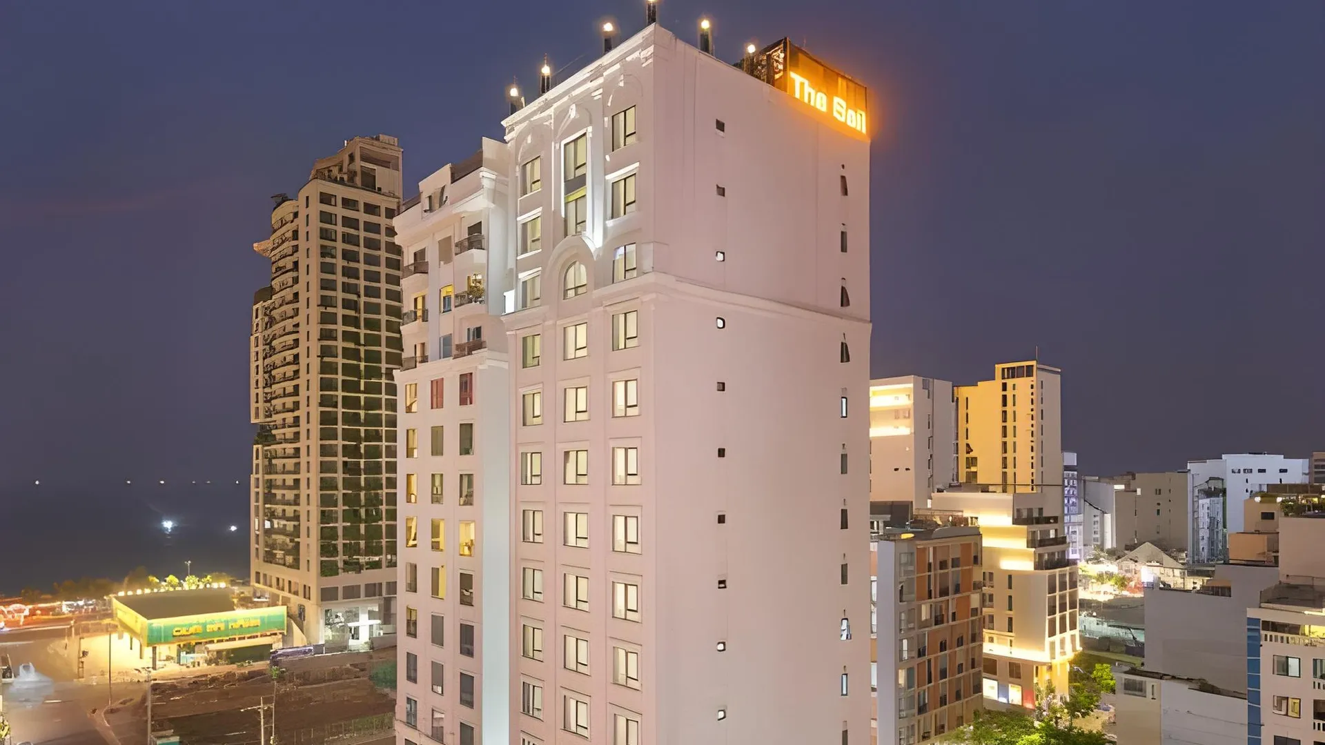 다낭 더 세일 호텔 - 미케 비치 4성급 호텔 수영장