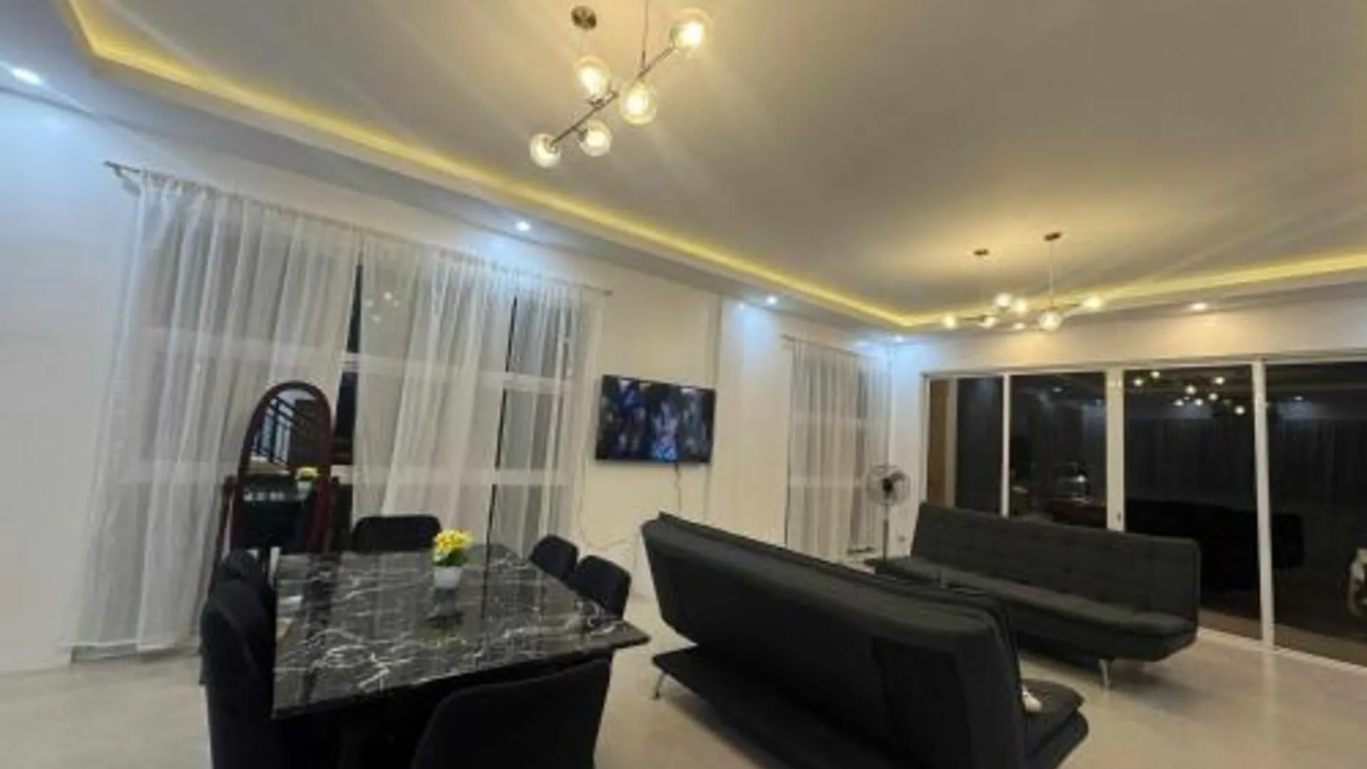 세부 Oia 3성급 호텔 로비