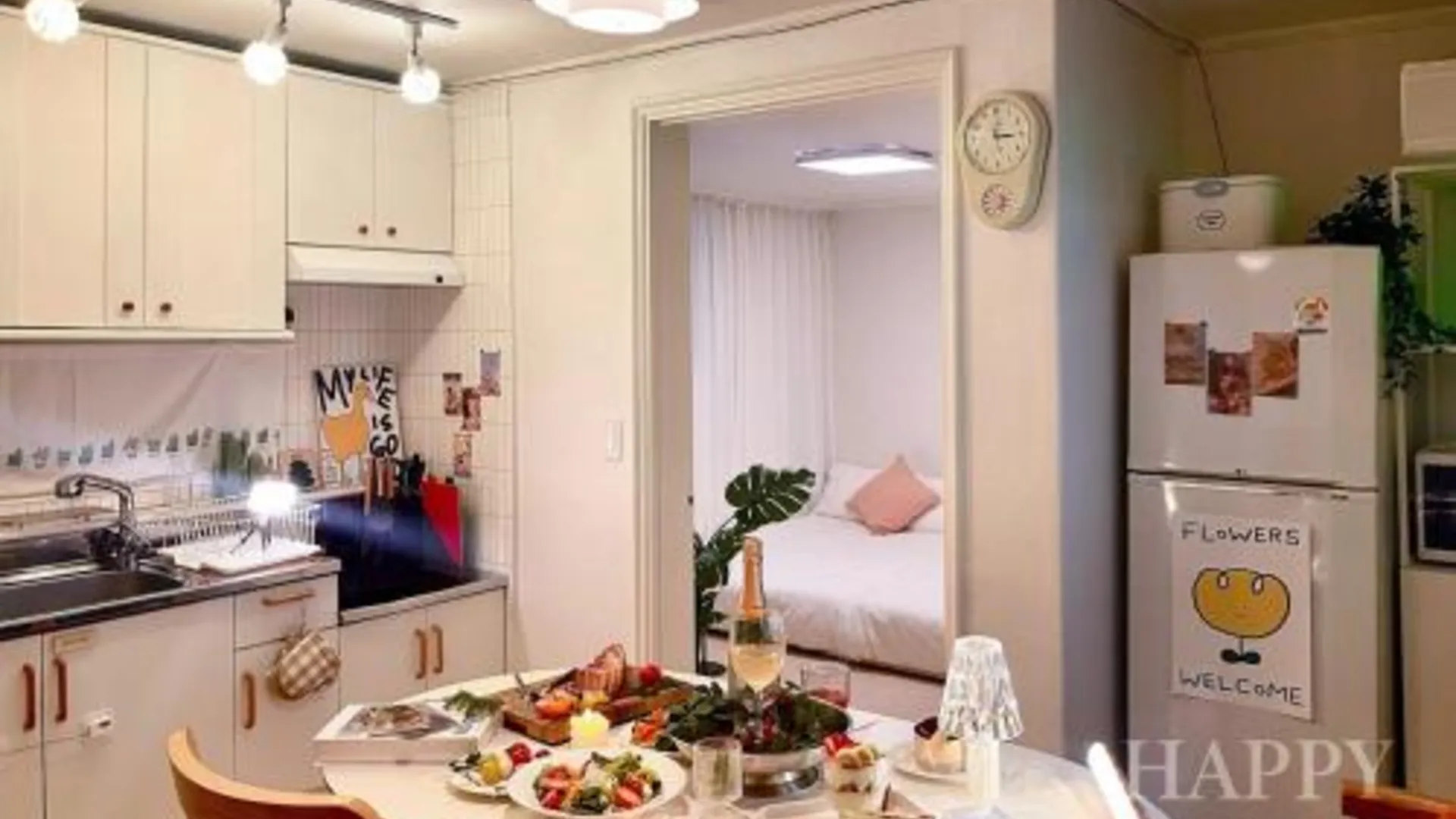 서울 HAPPY STAY in seoul near kspo dome, #LotteTower #FreeParking #7NightsAirportPickup #GroupStay #DDP # 4성급 싱글룸 수영장