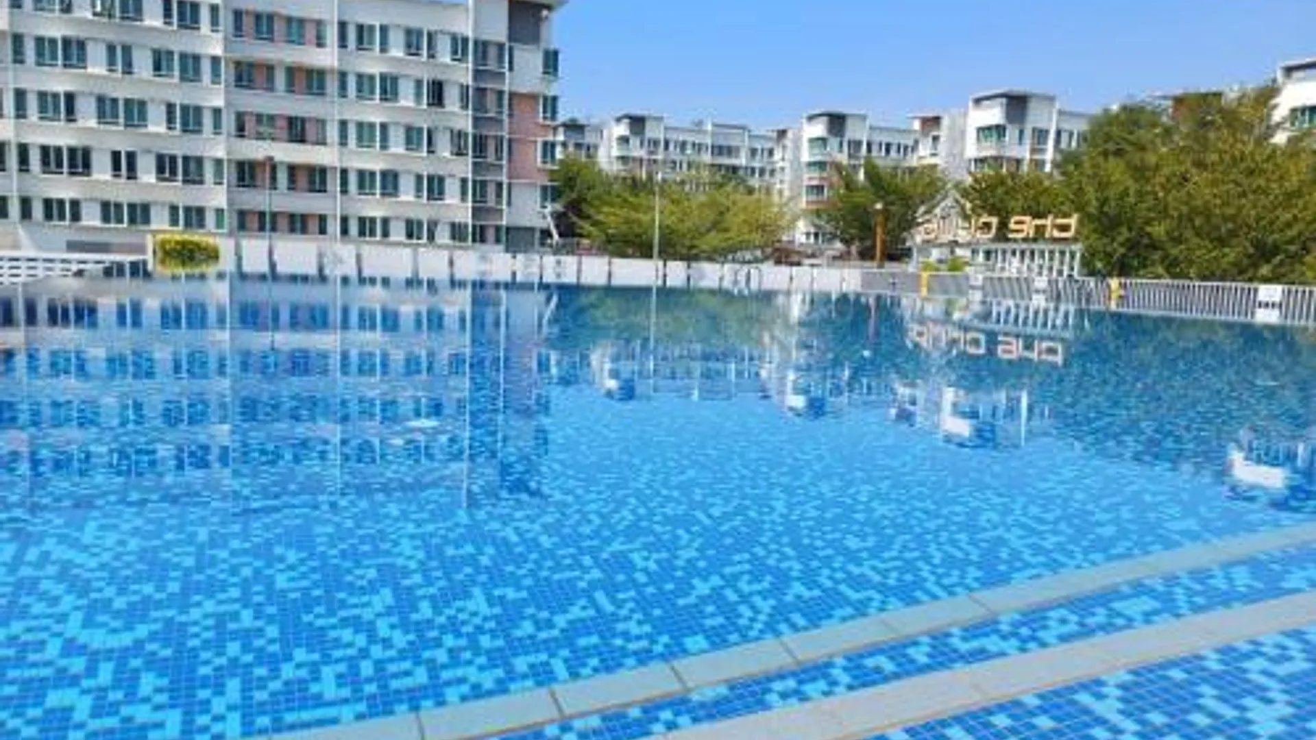 코타키나발루 세팡가르의 아파트먼트 (413m², 침실 2개, 프라이빗 욕실 1개) 3성급 게스트하우스 수영장