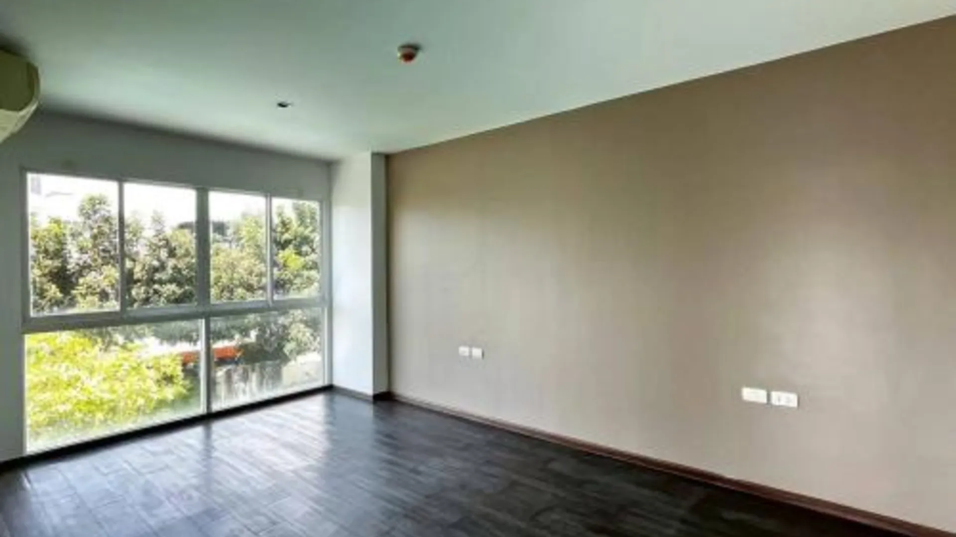 방콕 Lummpni palace 3성급 싱글룸 객실