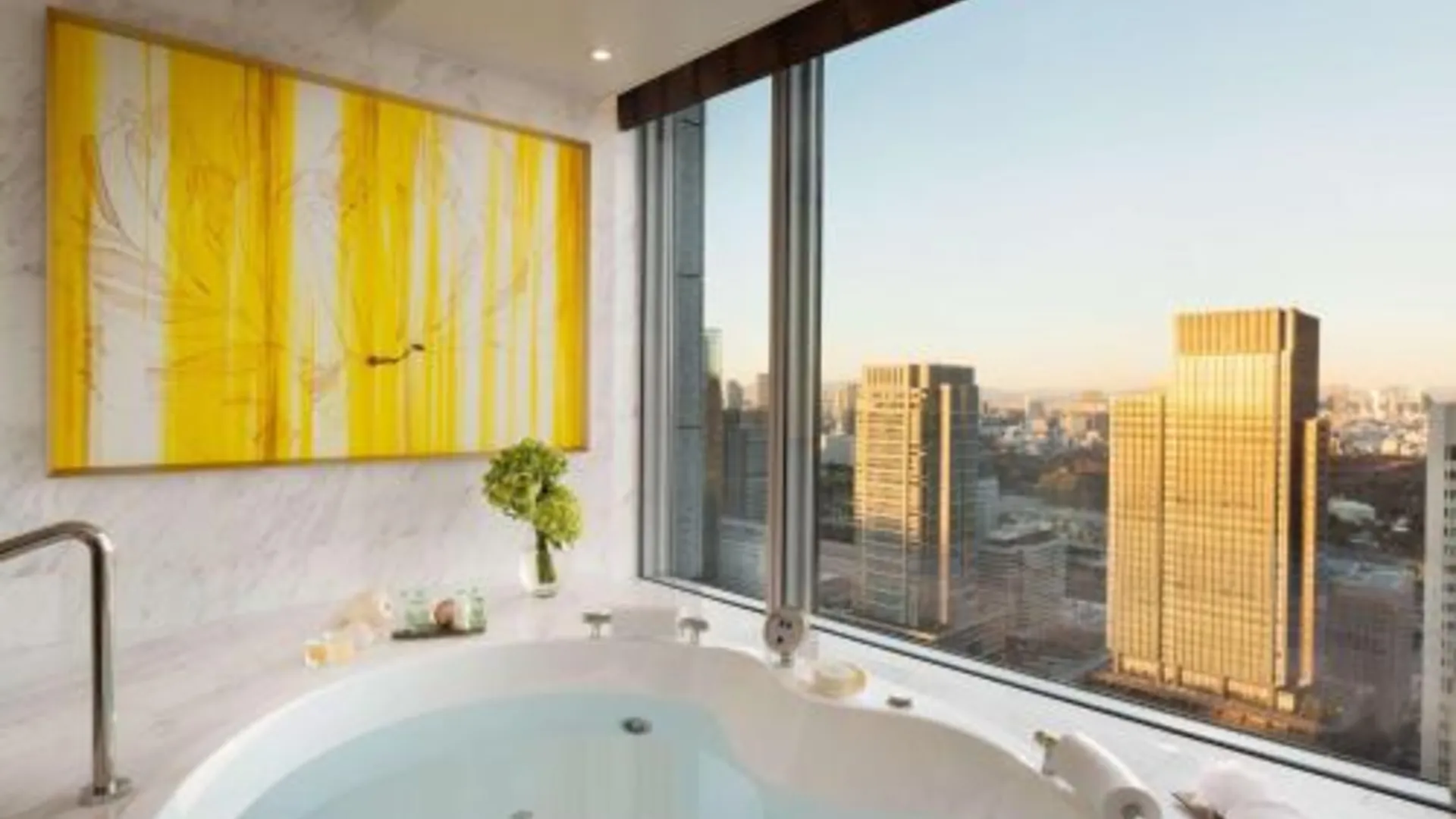 도쿄 / 동경 샹그릴라 호텔, 도쿄 5성급 호텔 외관