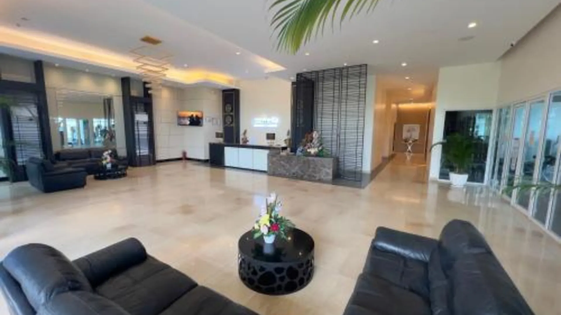 세부 라 미라다 호텔 3성급 호텔 로비