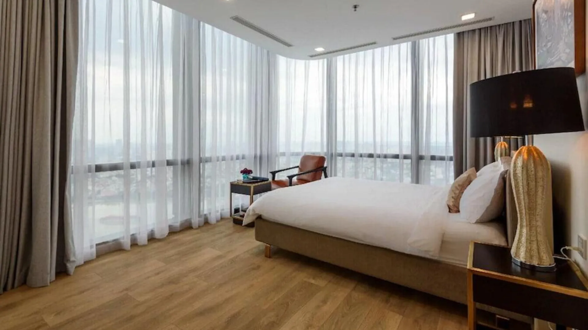 호치민 Condotel Imperial Landmark 81 4성급 호텔 스위트룸