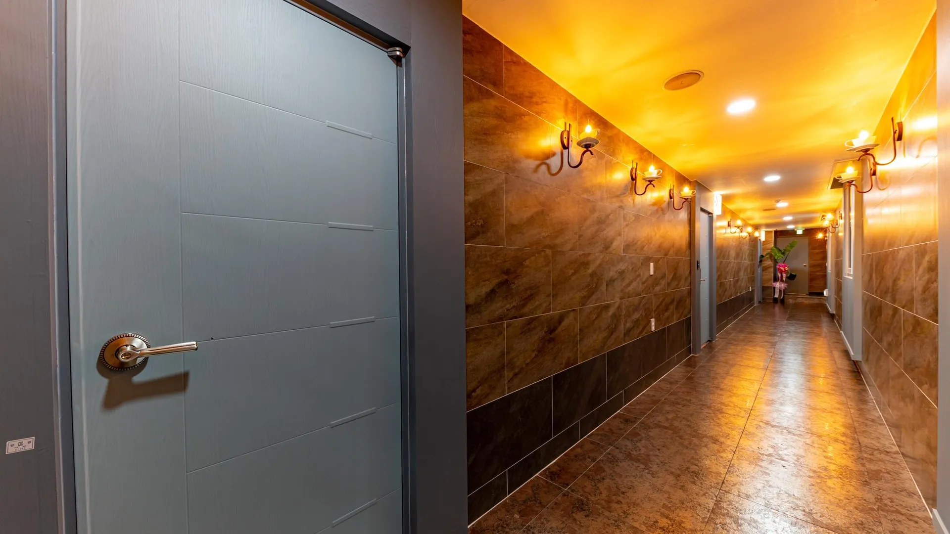 사천 사천(삼천포) HOTEL 소풍(PICNIC) 2성급 호텔 외관