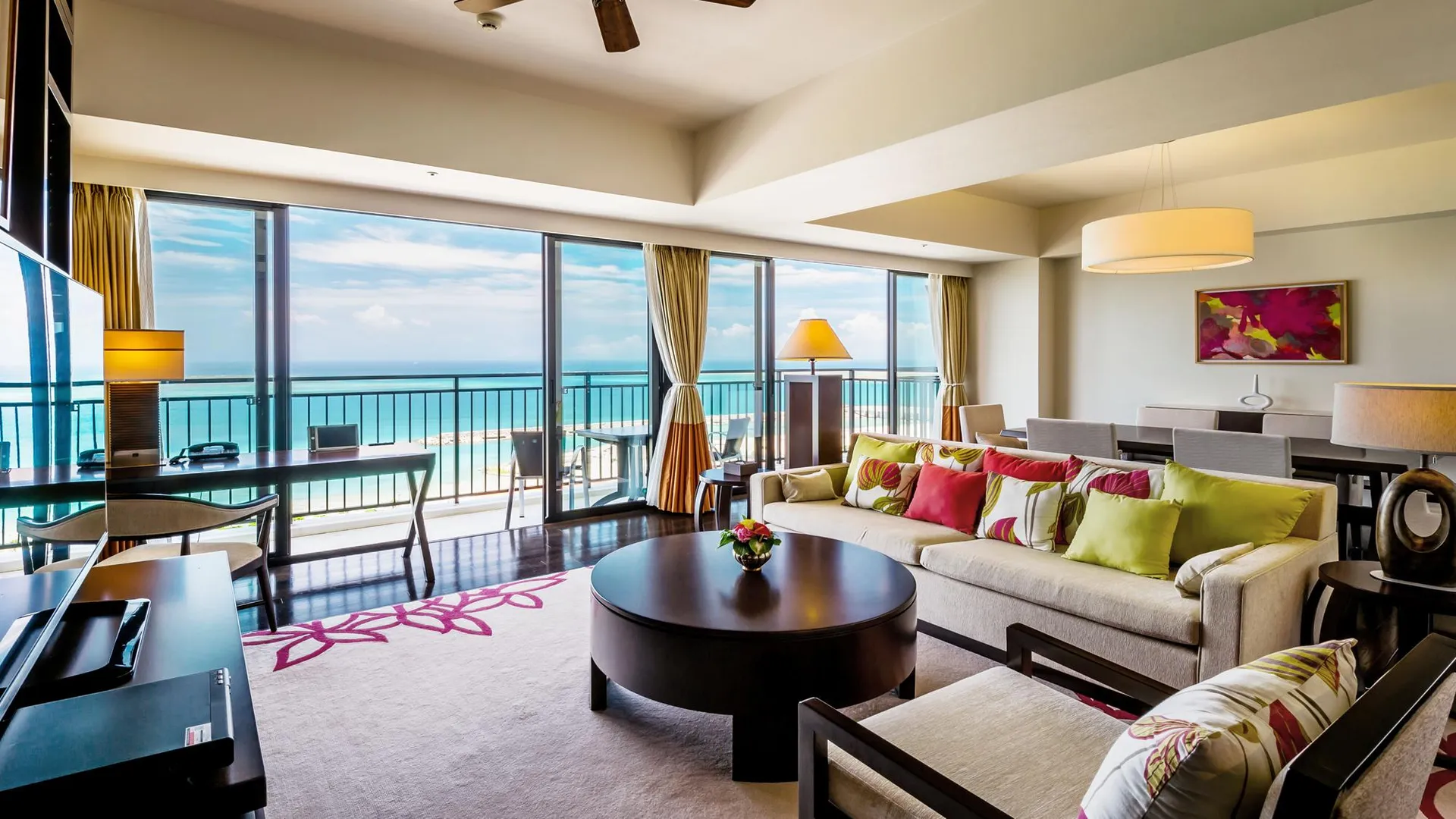 오키나와 본섬 서던 비치 호텔 앤 리조트 오키나와 4성급 호텔 스위트룸