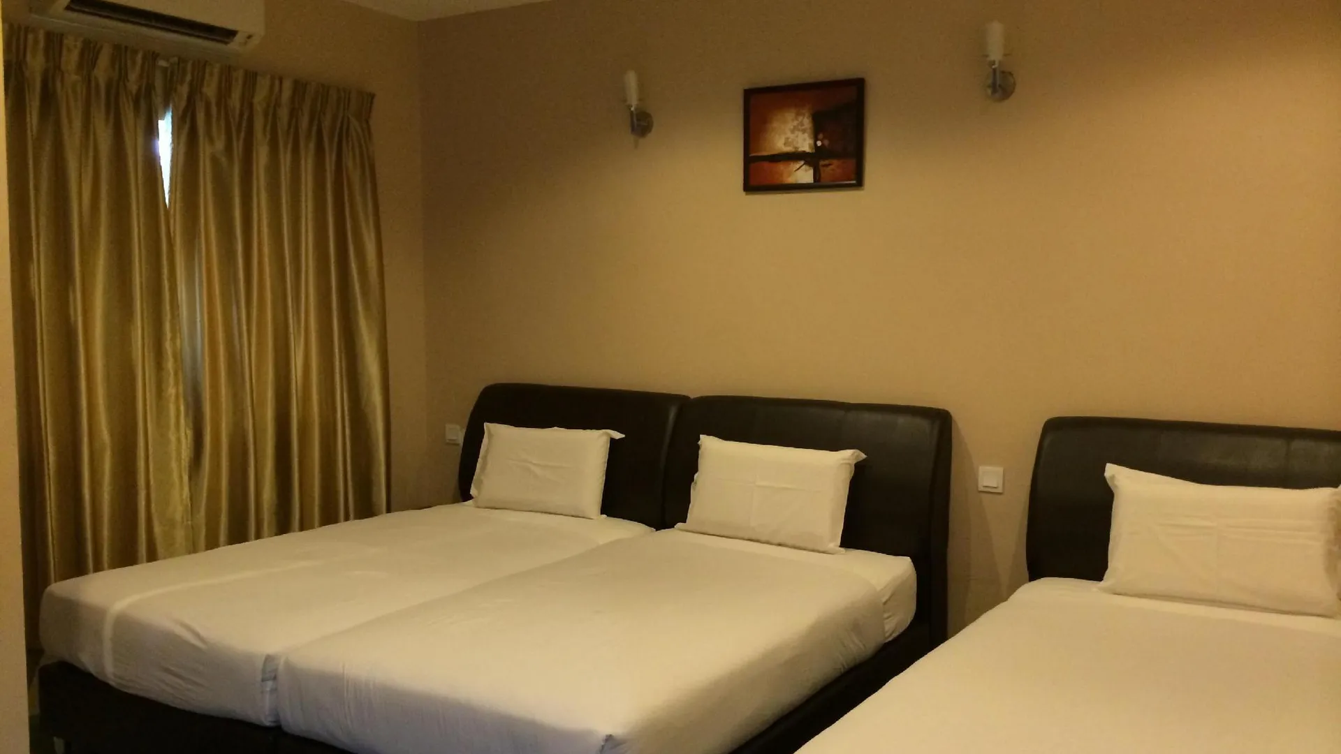 라웁 그랜드뷰 VIP 홈 1성급 호텔 스위트룸