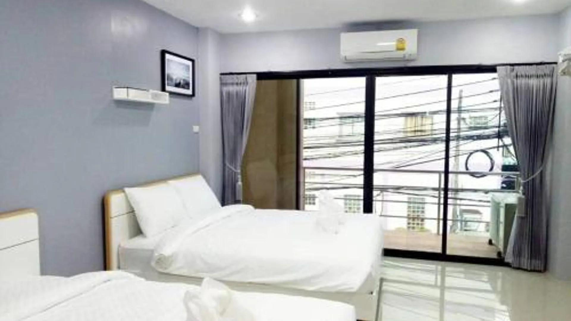 핫야이 랏인디 로드의 프라이빗 하우스 (270m², 침실 4개, 프라이빗 욕실 4개) 3성급 싱글룸 수영장