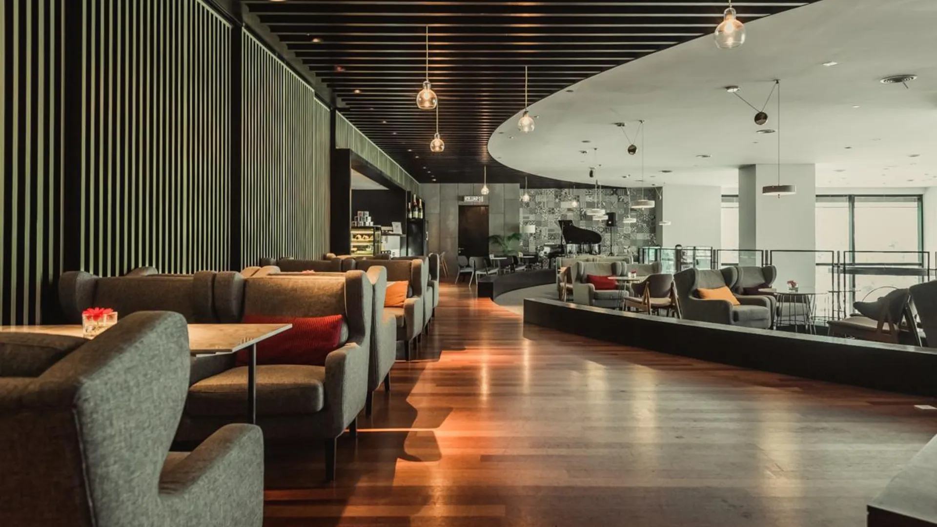 이포 컨셉 바이 웨일 호텔 4성급 호텔 레스토랑