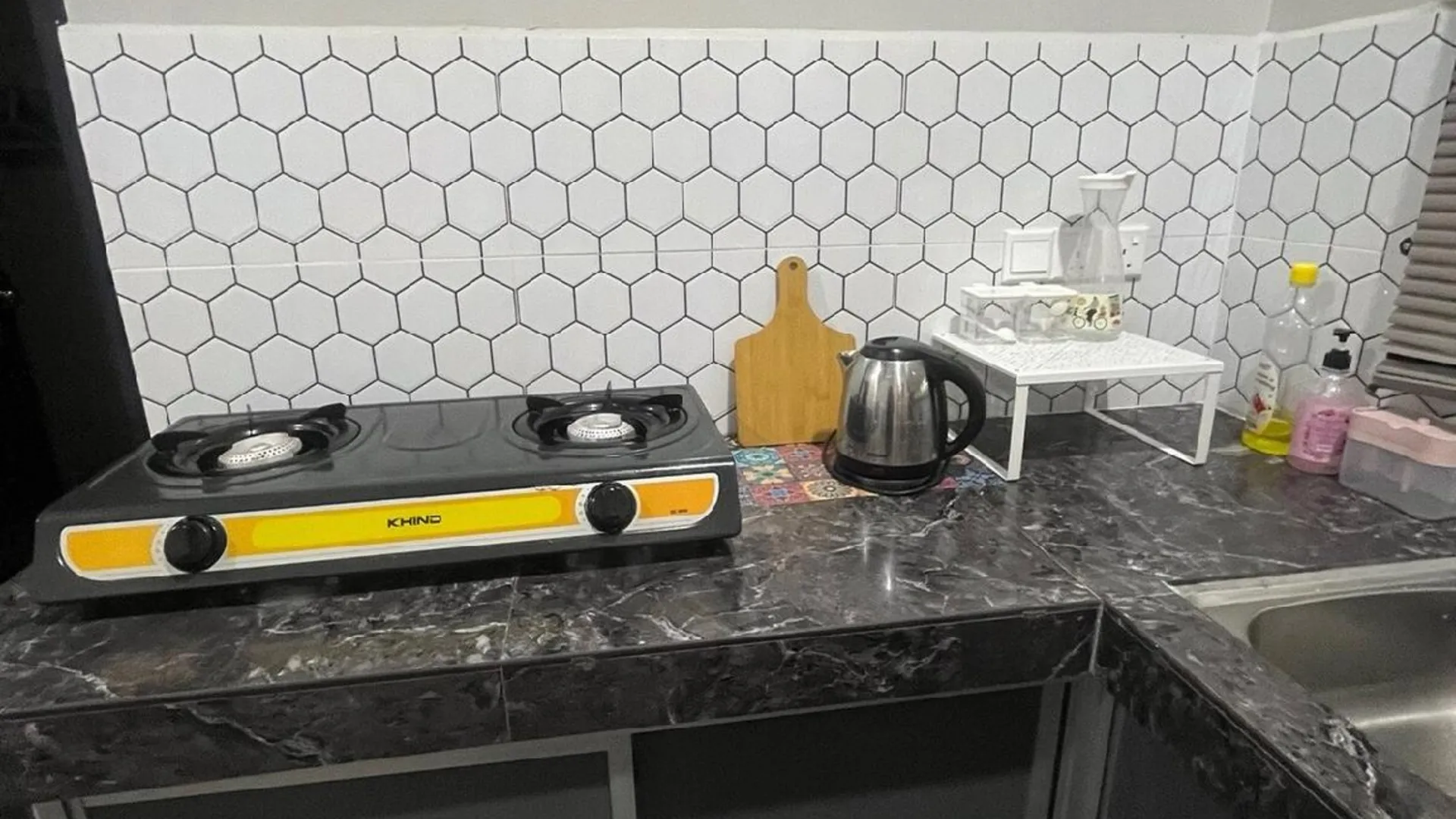 말라카 말라카 시내의 프라이빗 하우스 (800m², 침실 3개, 프라이빗 욕실 2개) 2성급 싱글룸 외관