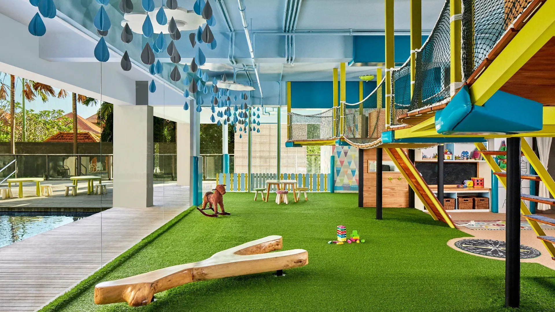 발리 포 포인츠 바이 쉐라톤 발리, 쿠타 4성급 호텔 부대시설