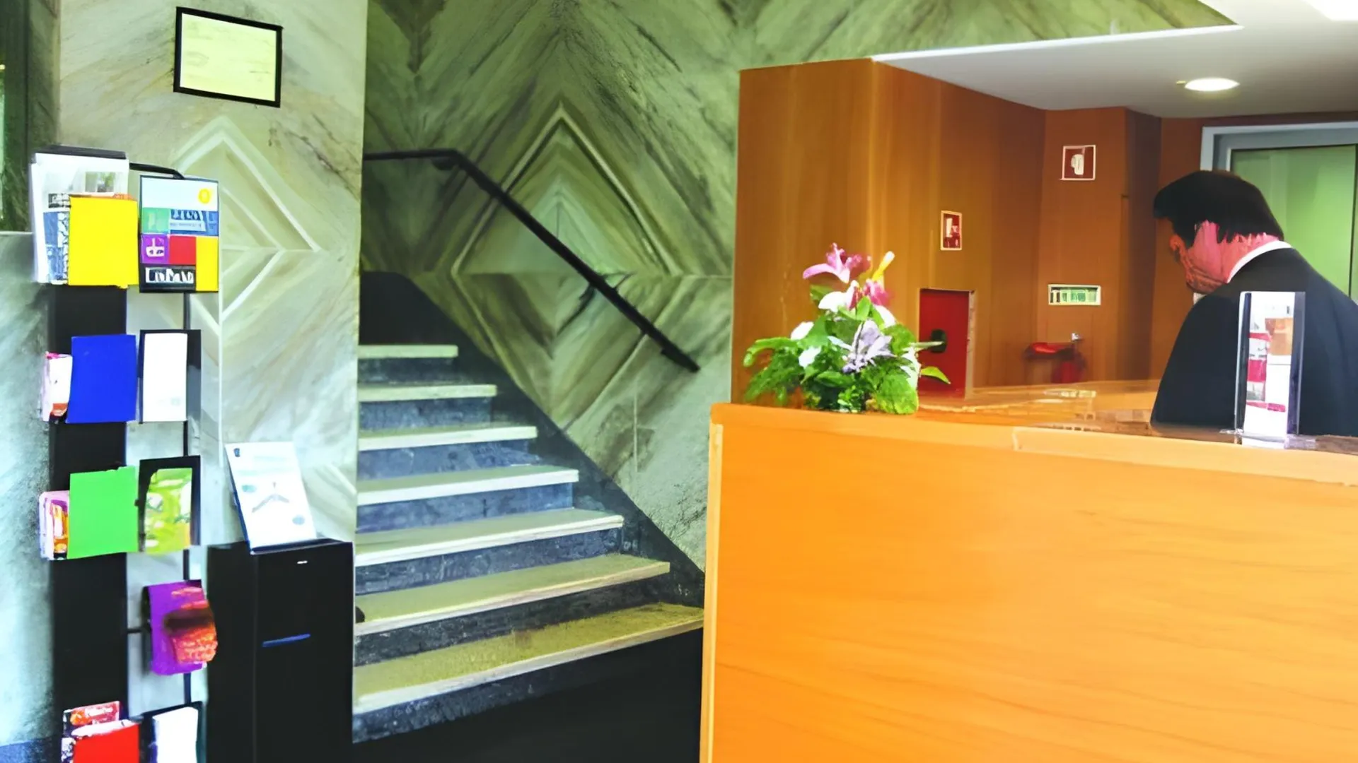 아마 도라 레지덴시알 자르징 다 아마도라 2성급 호텔 객실