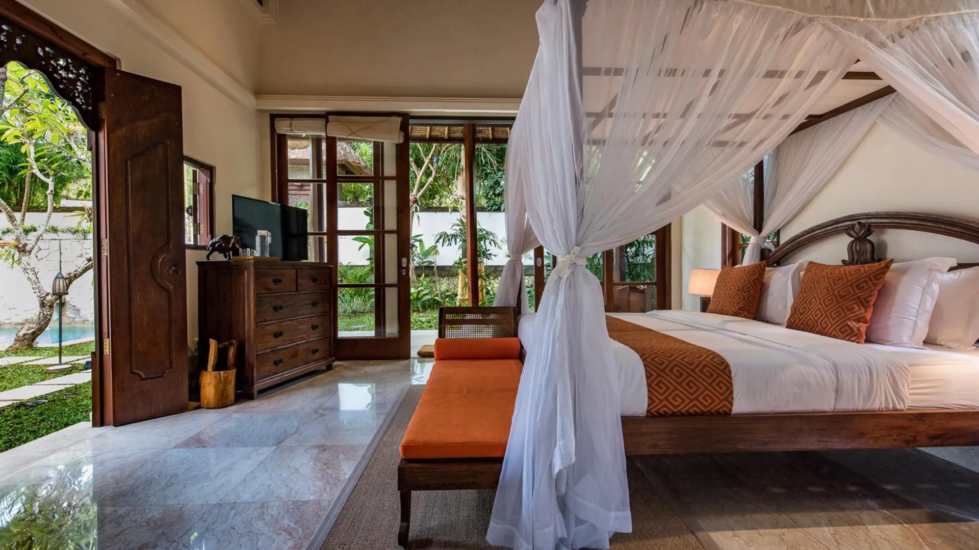 발리 짐바란 비치 빌라스 바이 나쿨라 5성급 호텔 스위트룸