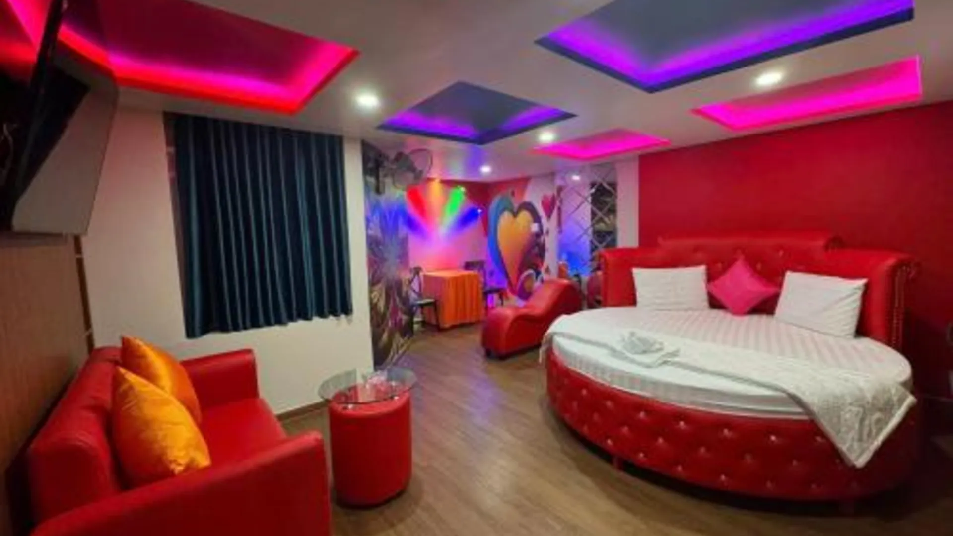 호치민 Khách Sạn Lộc Thọ 호텔 스위트룸