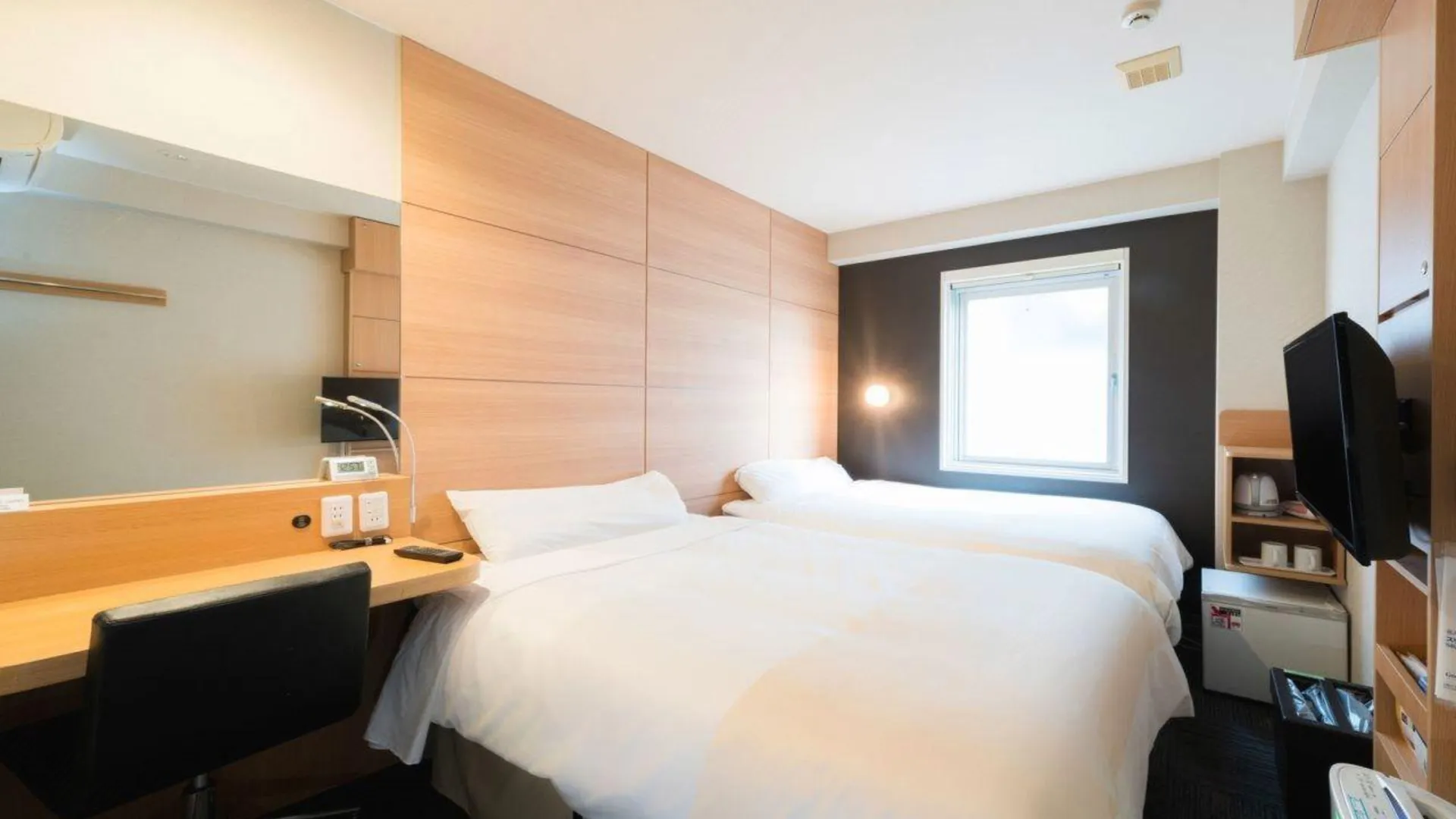 교토 스마일 호텔 교토 가라스마 고조 3성급 호텔 스위트룸