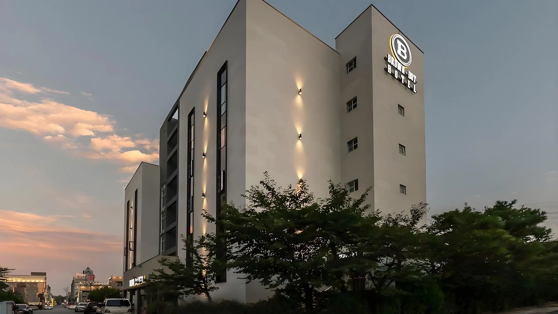 대구 브라운도트 호텔 동촌유원지점 3성급 호텔 스위트룸